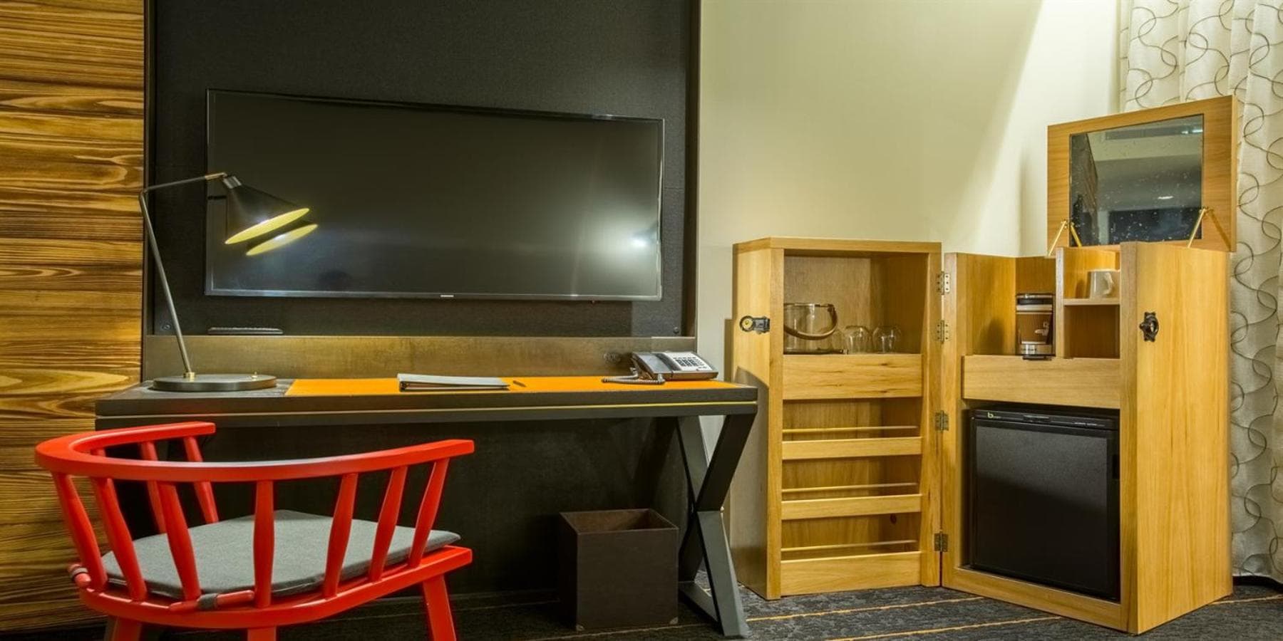The George, by Valencia Hotel Collection