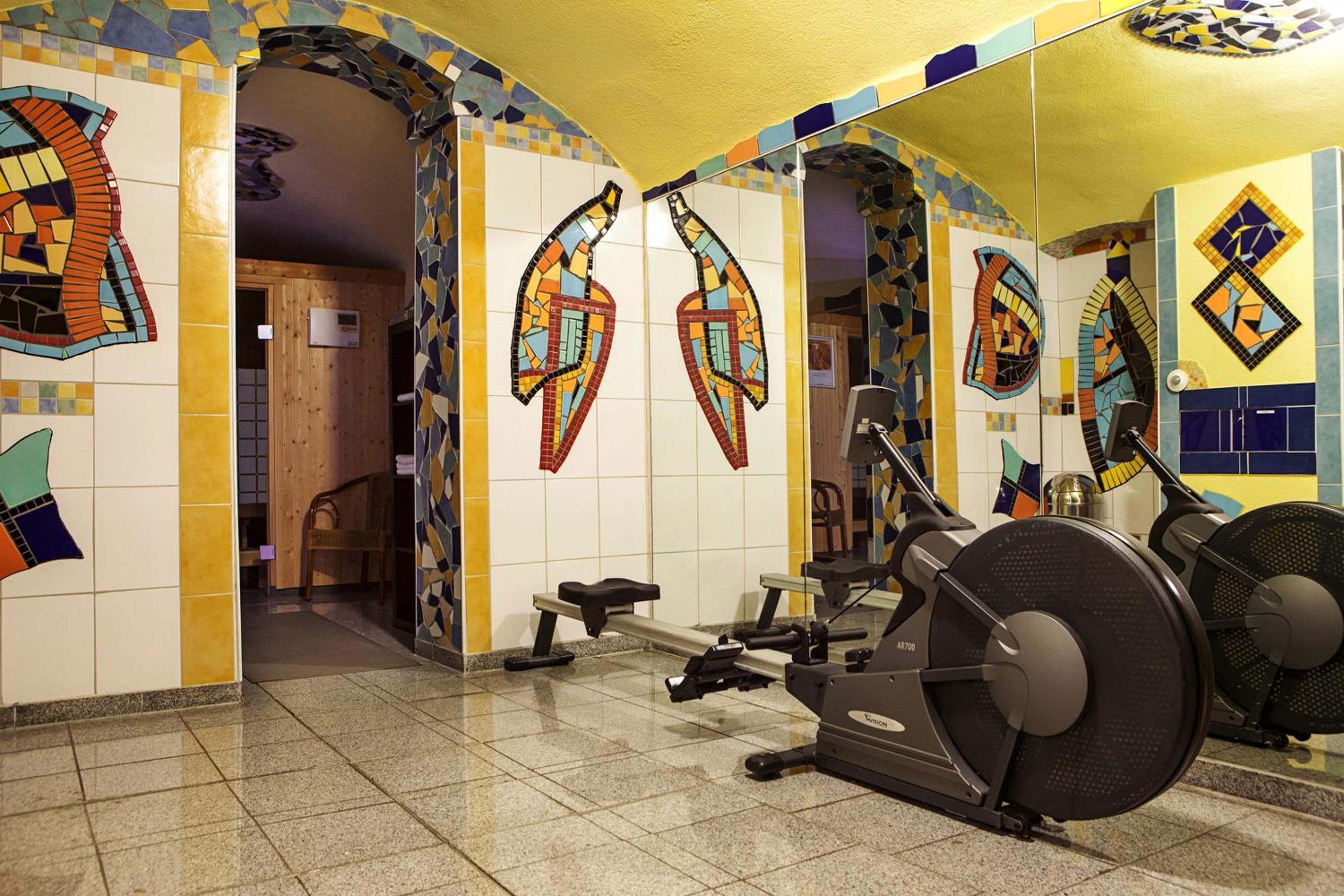 Grand Hotel Downtown - Frankfurt Central Station - Boutique Design Hotel