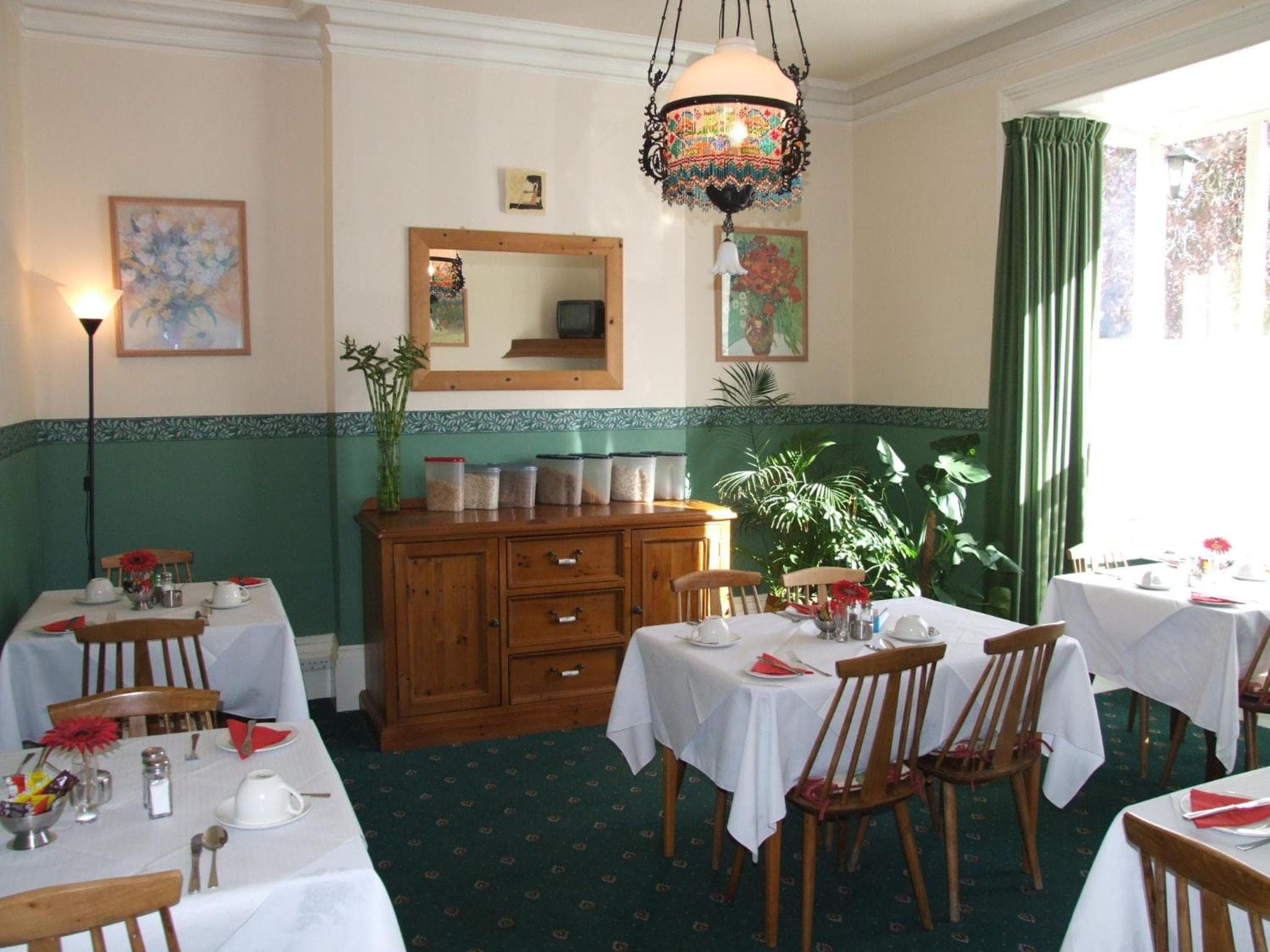 Hedley Villa Guest House