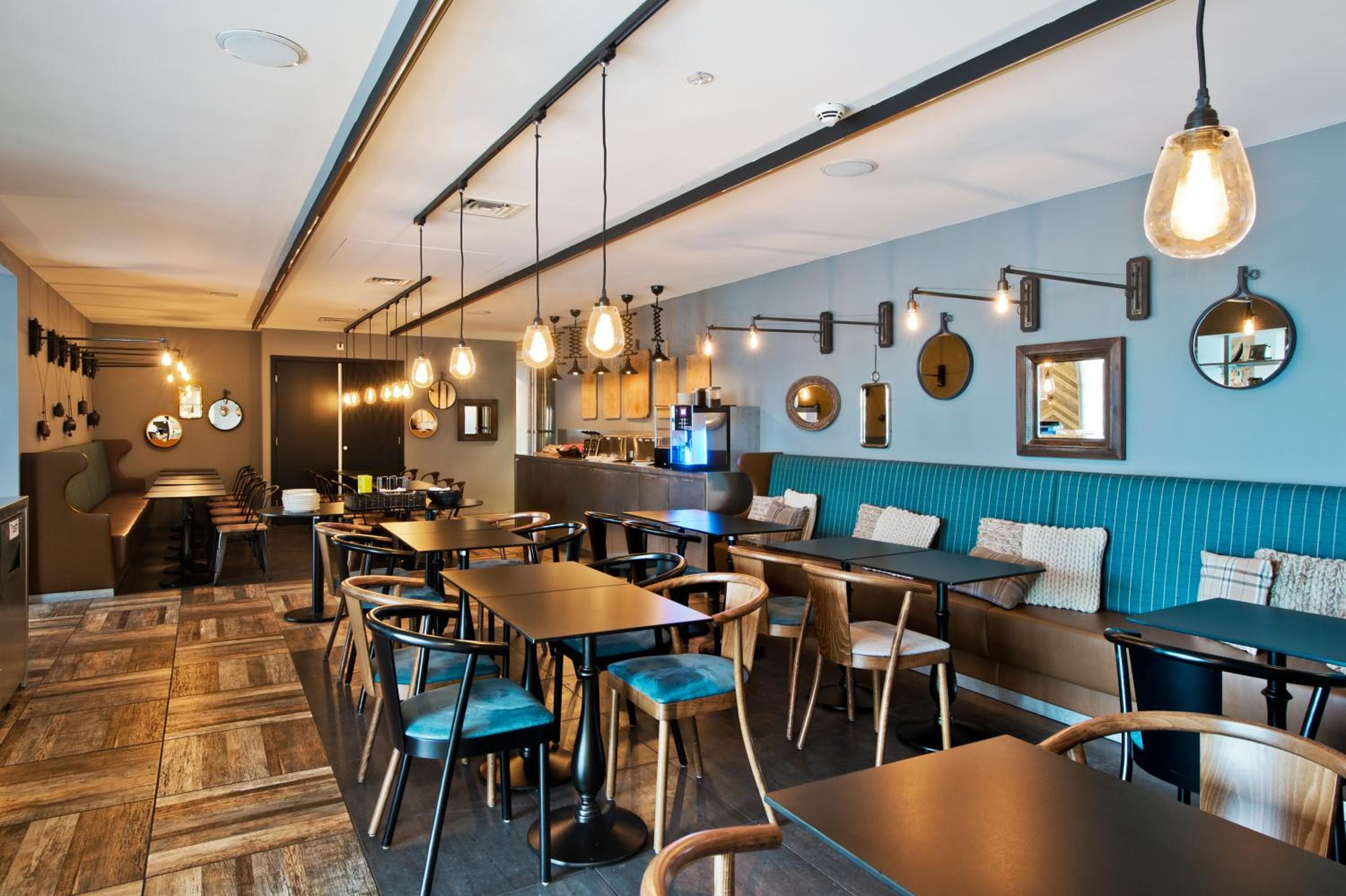 Urban Lodge Hotel