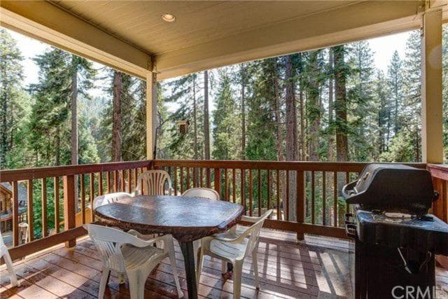 Pine Arbor Retreat