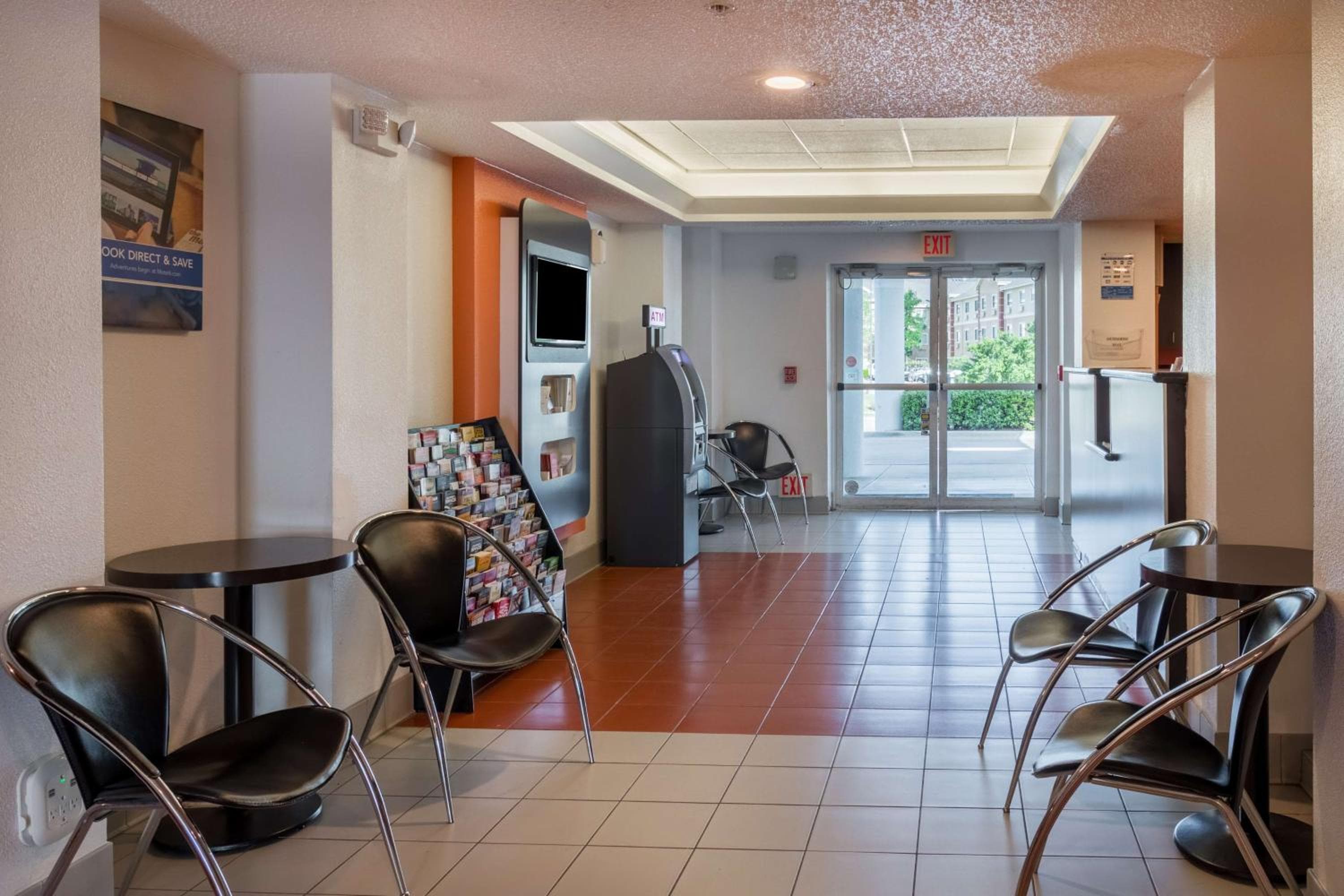 Motel 6-Irving, TX - DFW Airport North