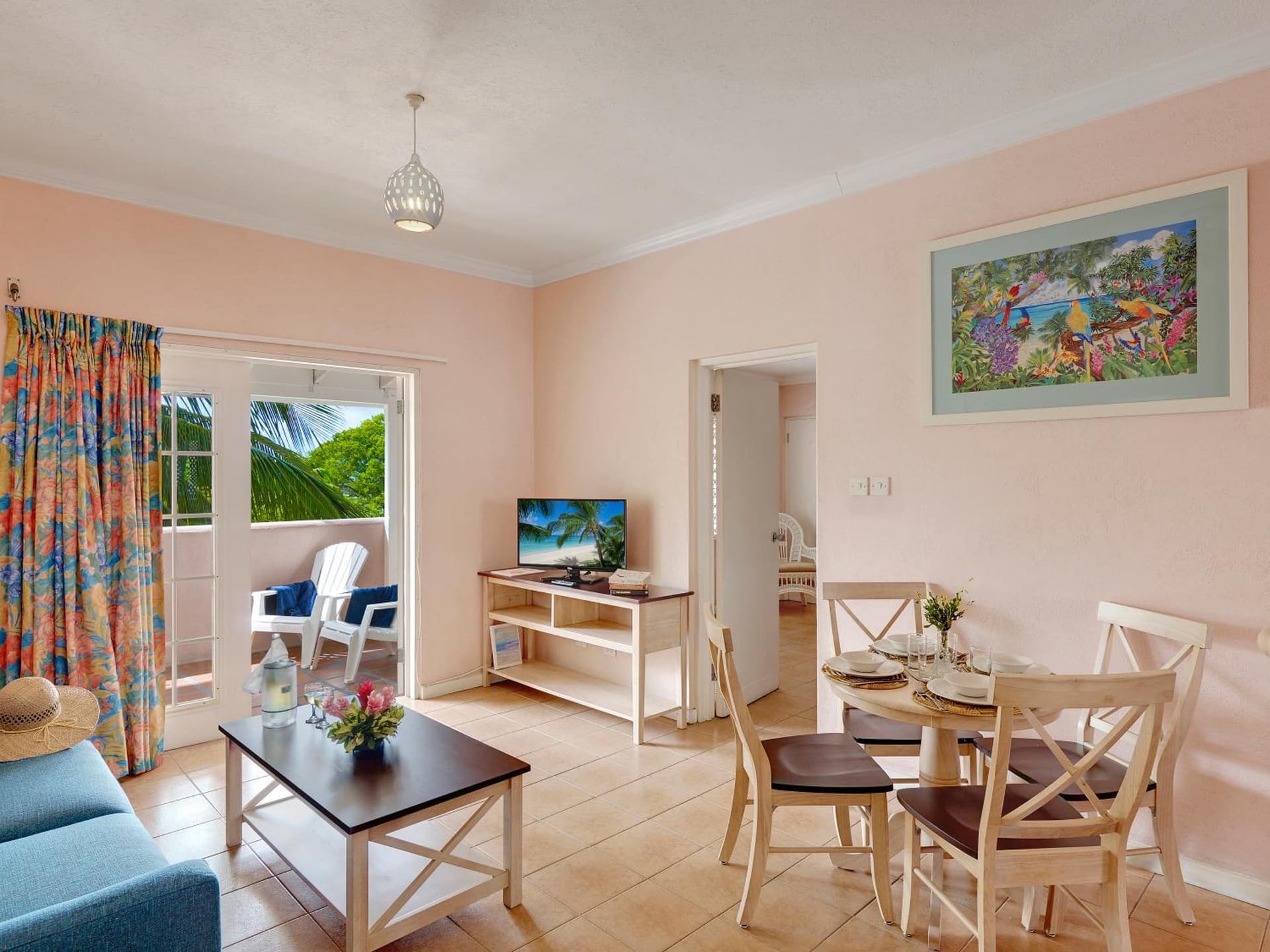 Butterfly Beach Hotel