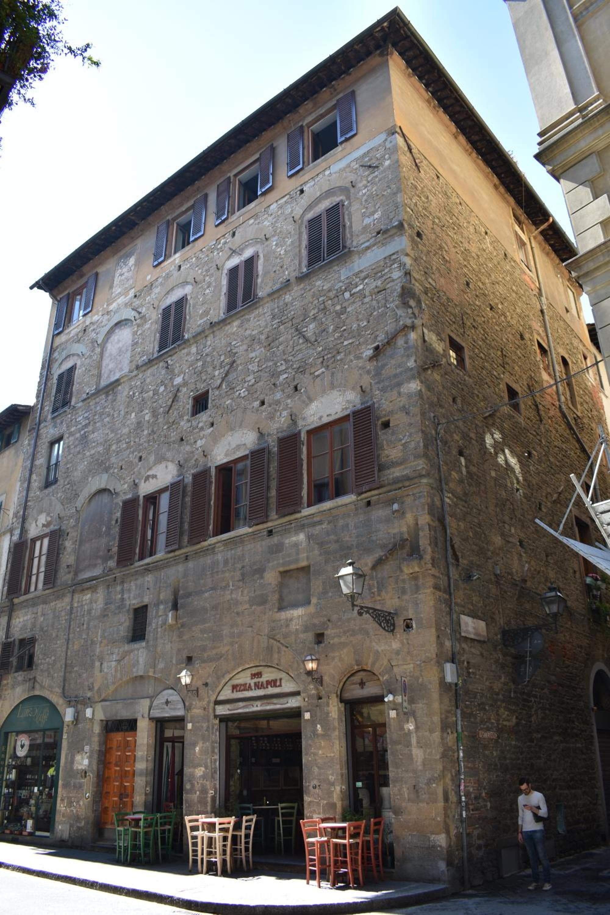 Dante States Apartments