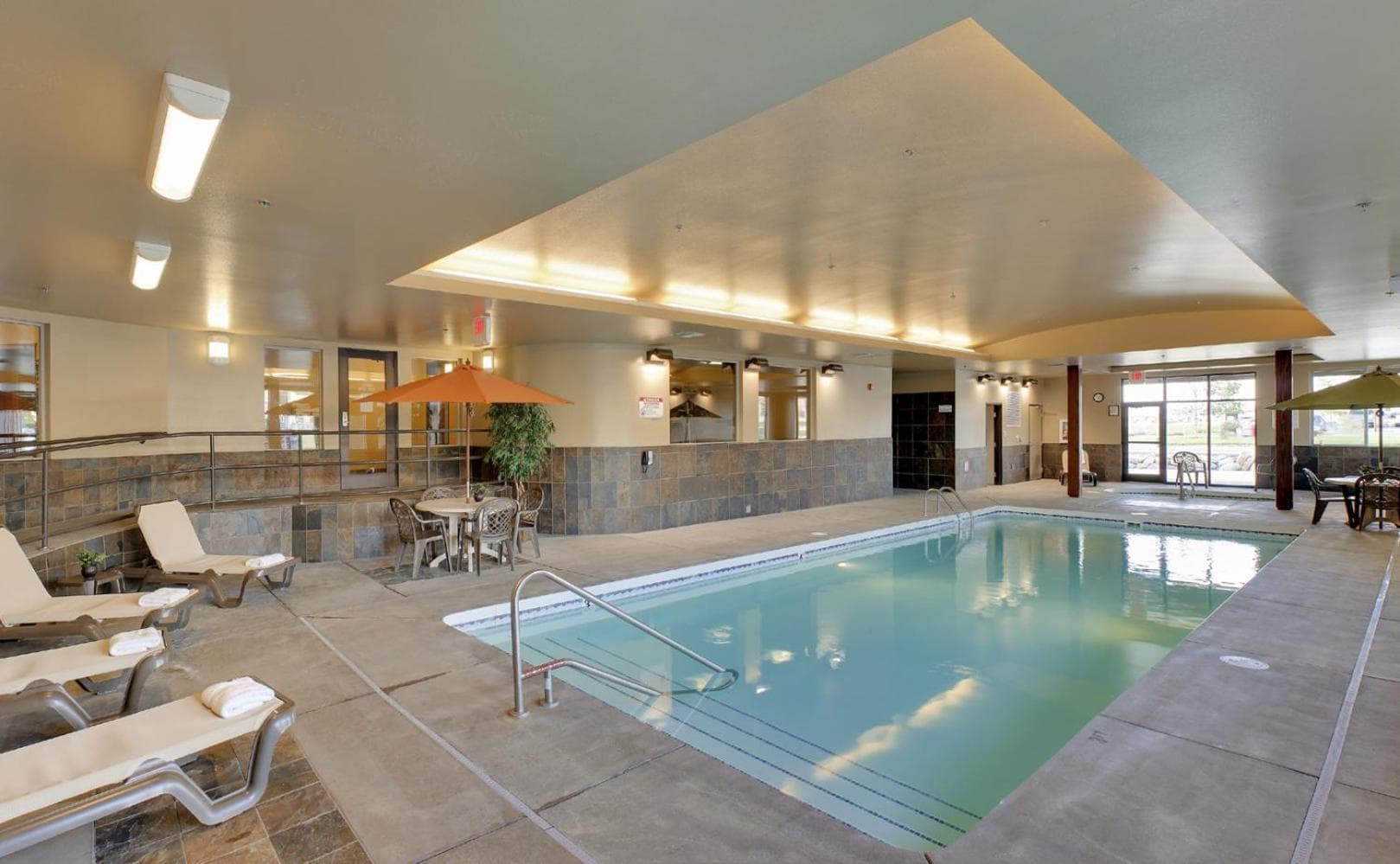 StoneCreek Lodge