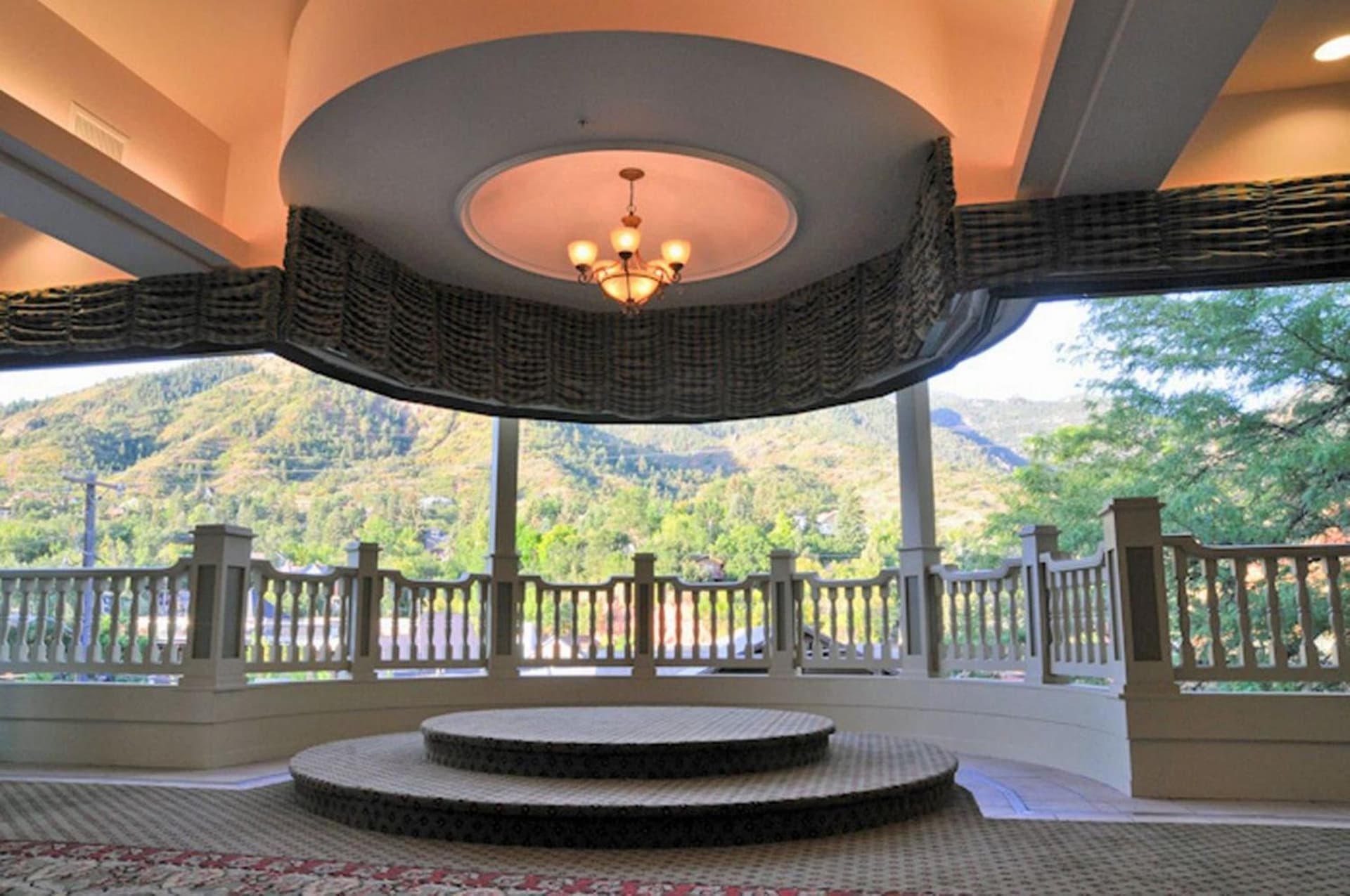 balcony & terrace
