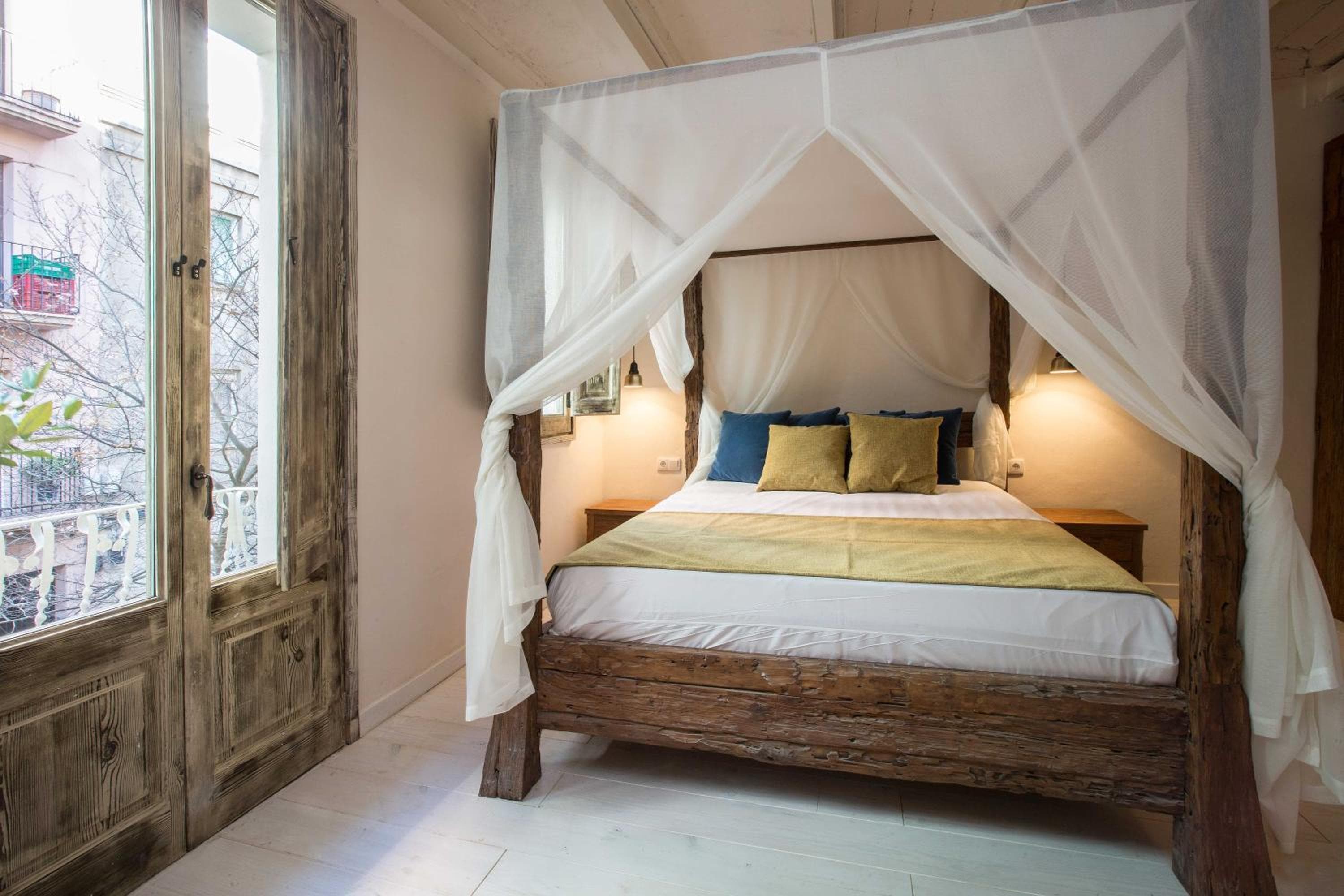 La Bodega Suites
