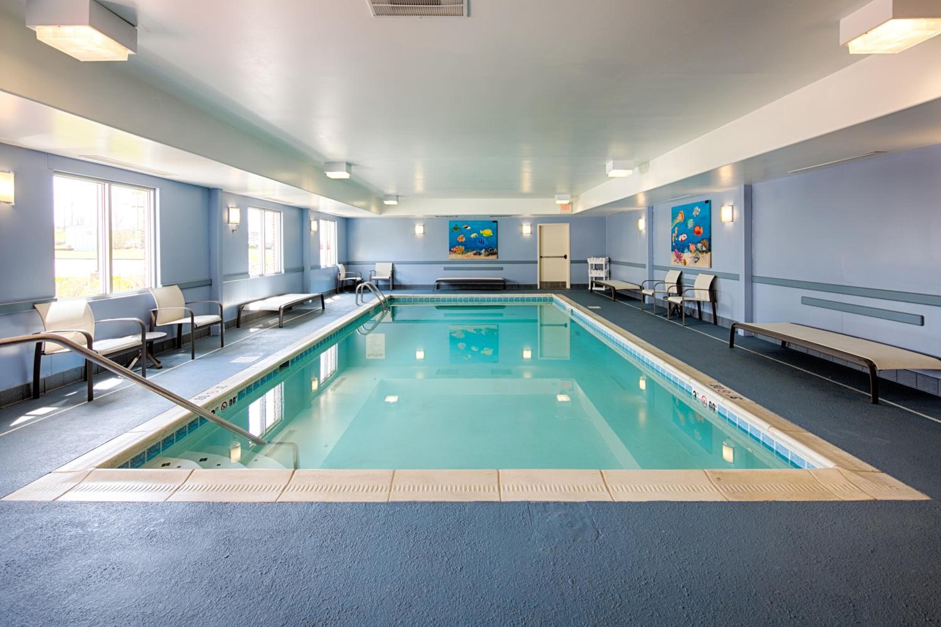 Country Inn & Suites Etown