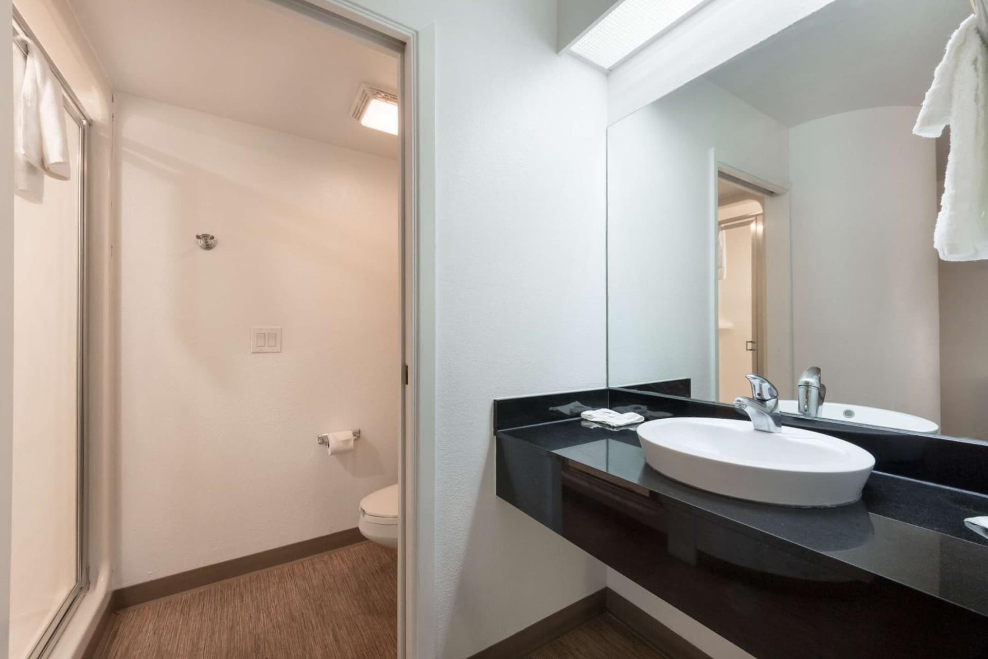 Motel 6-Dallas, TX - Northeast