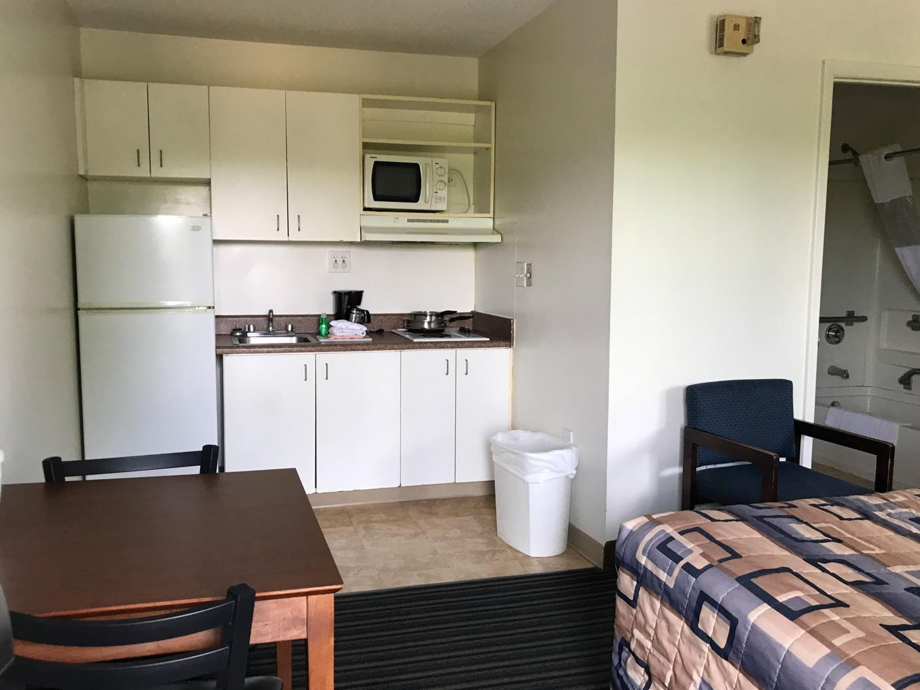 Studio 6 Extended Stay - Richmond, VA - I-64 West