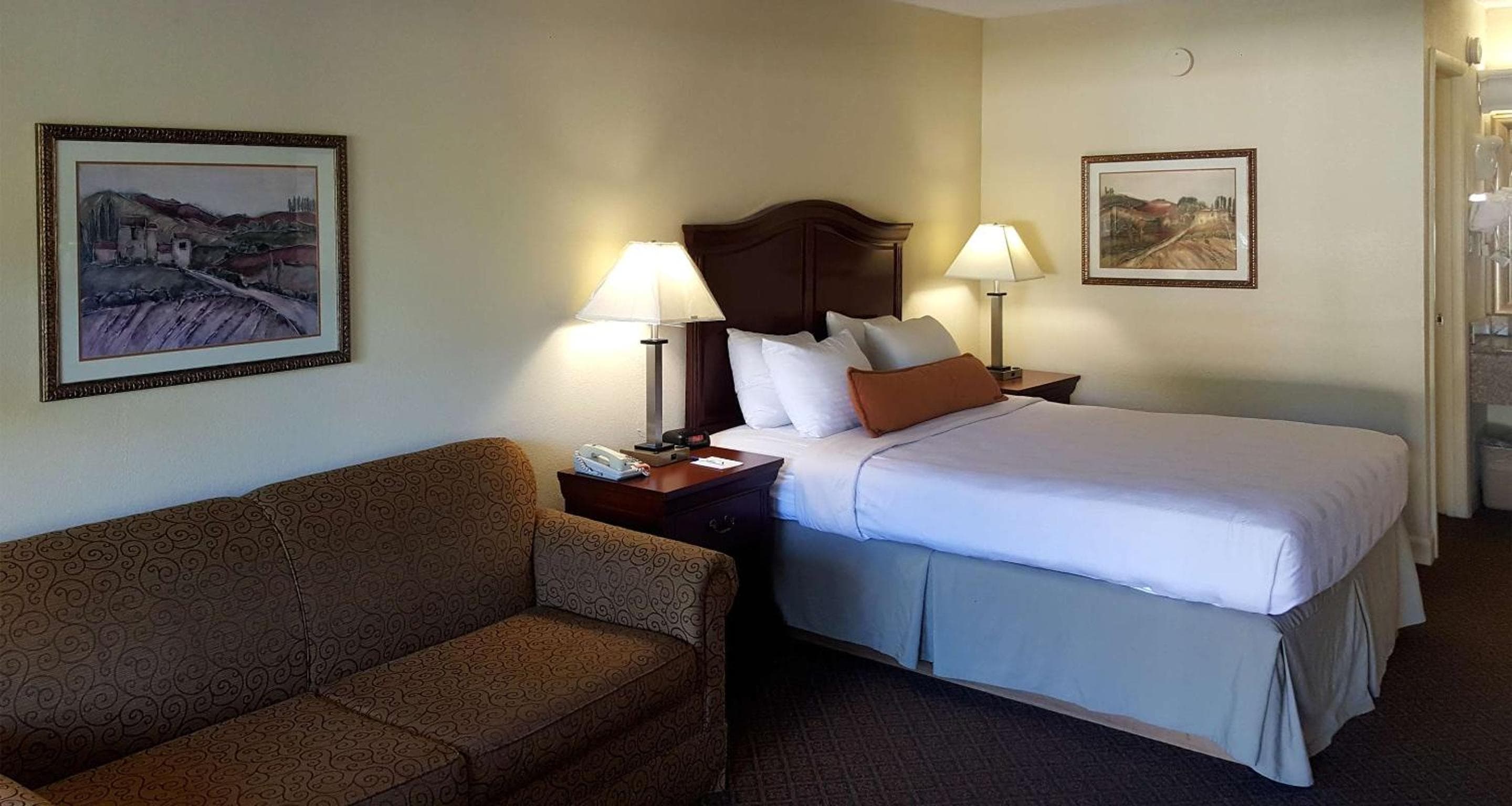 Best Western Point South