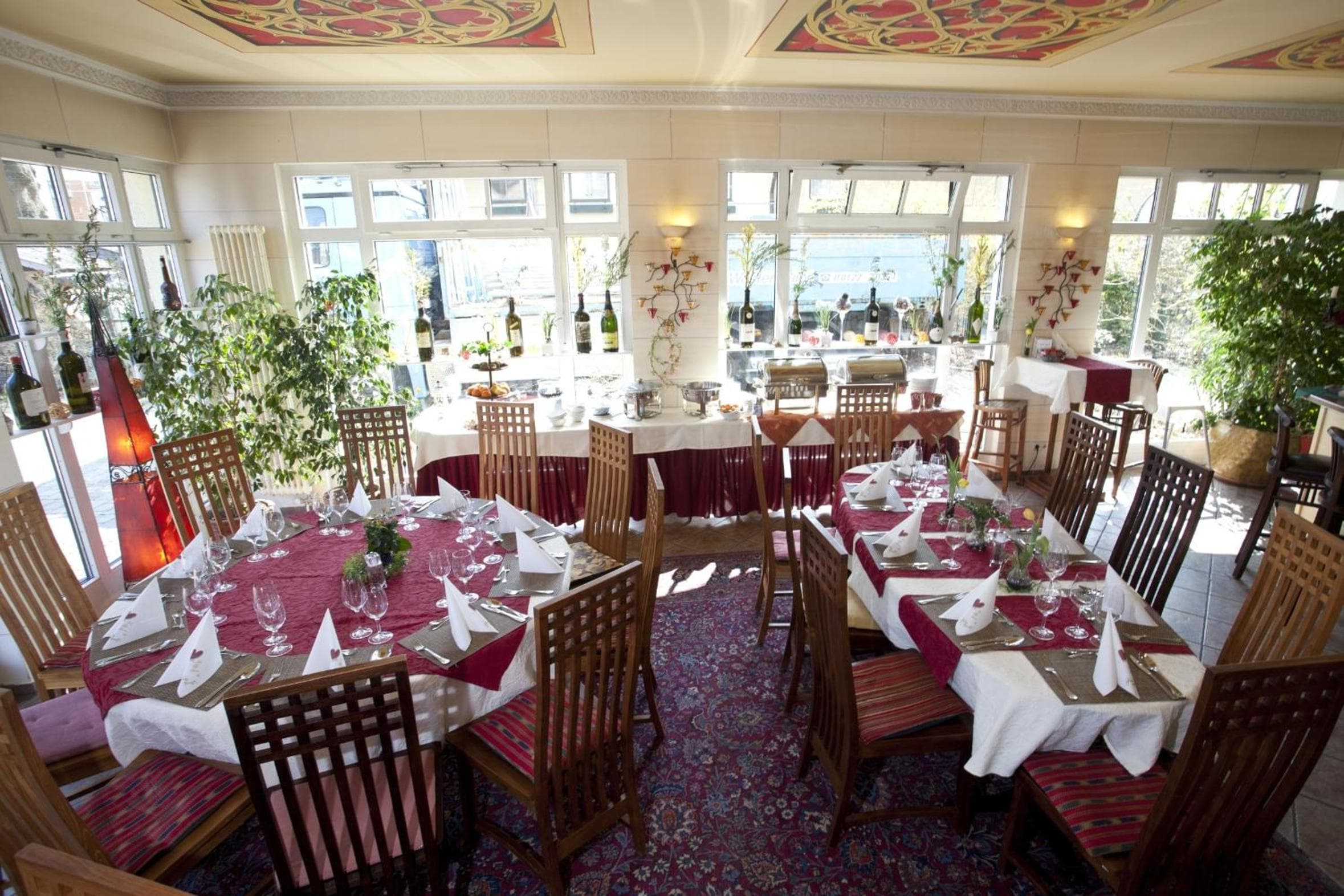 Hotel Henry