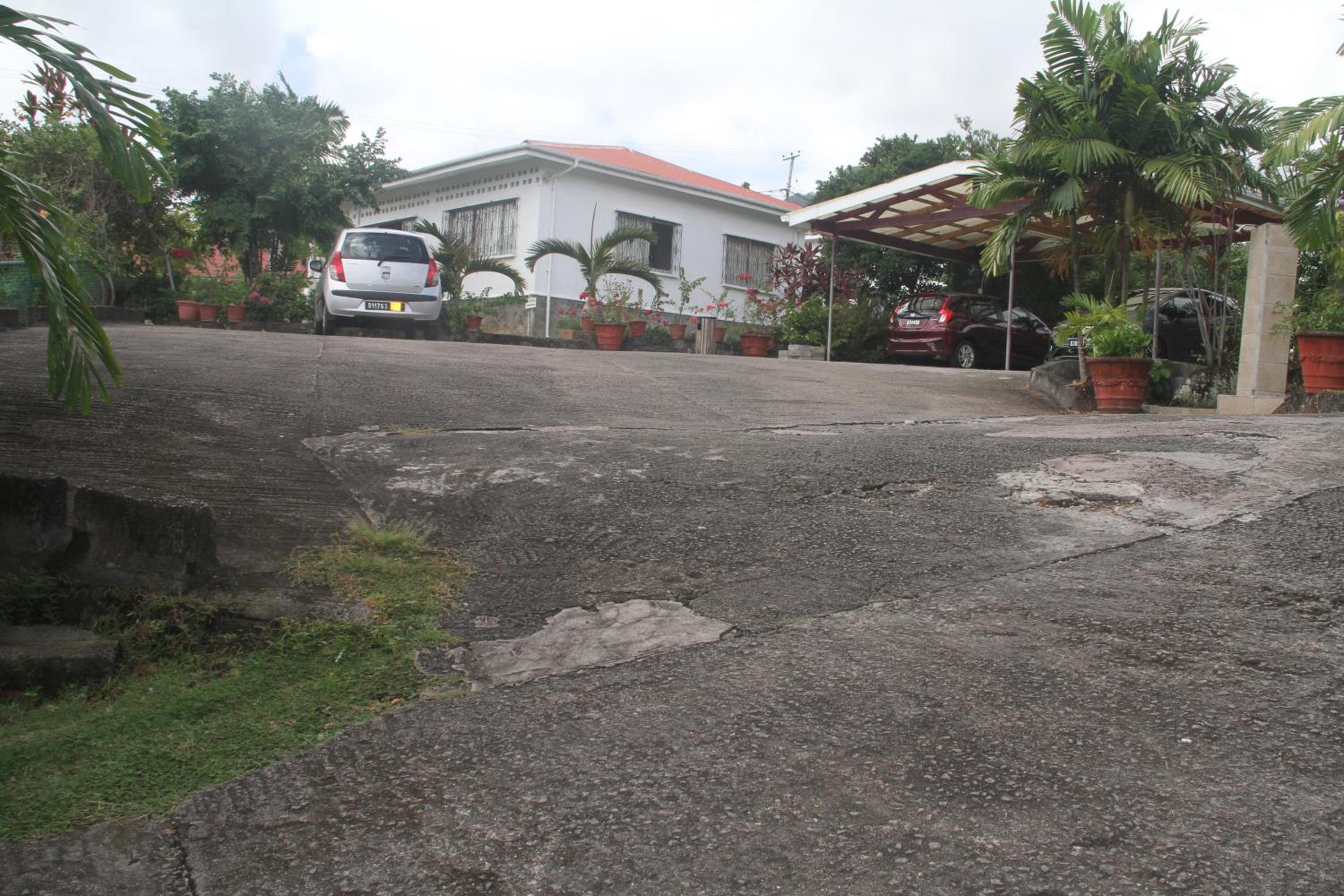 Daniella's Bungalows