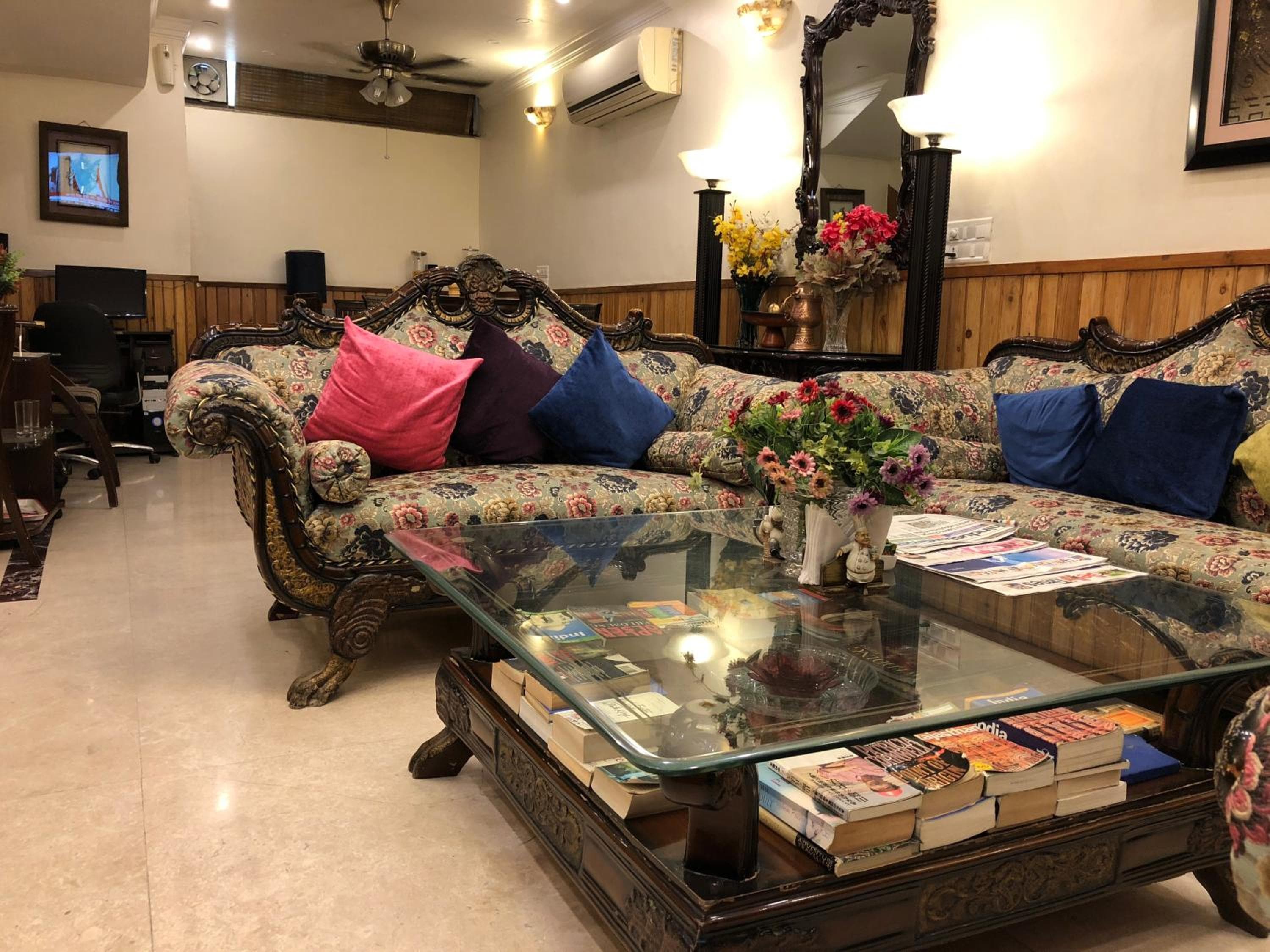 lounge