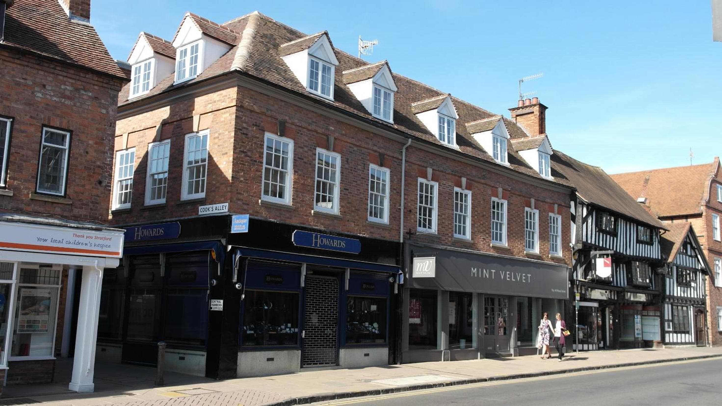 5 Central Chambers