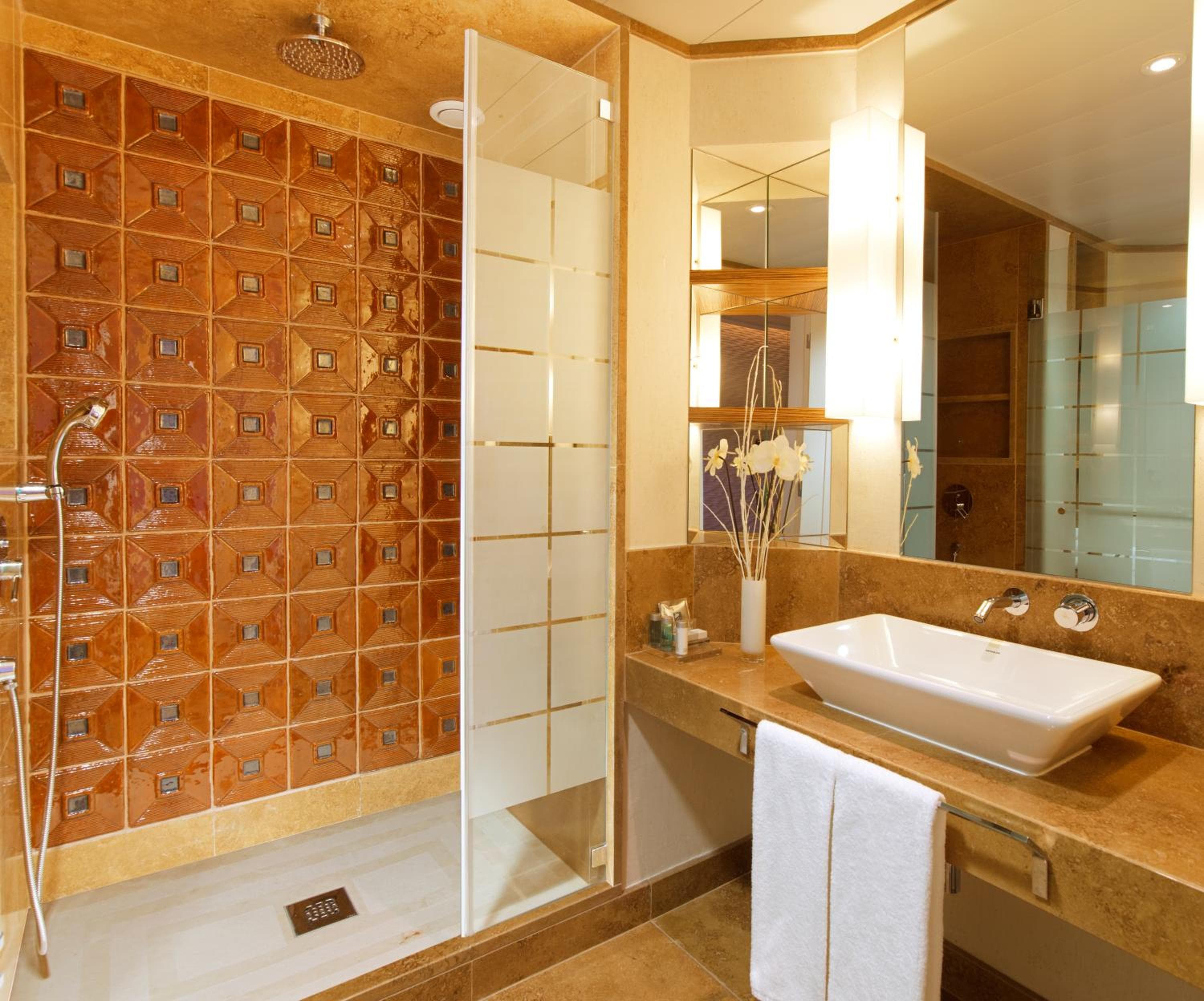 Real Marina Hotel & Spa