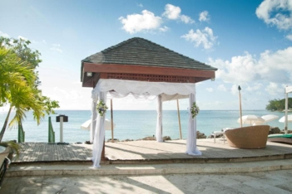 Mango Bay All Inclusive