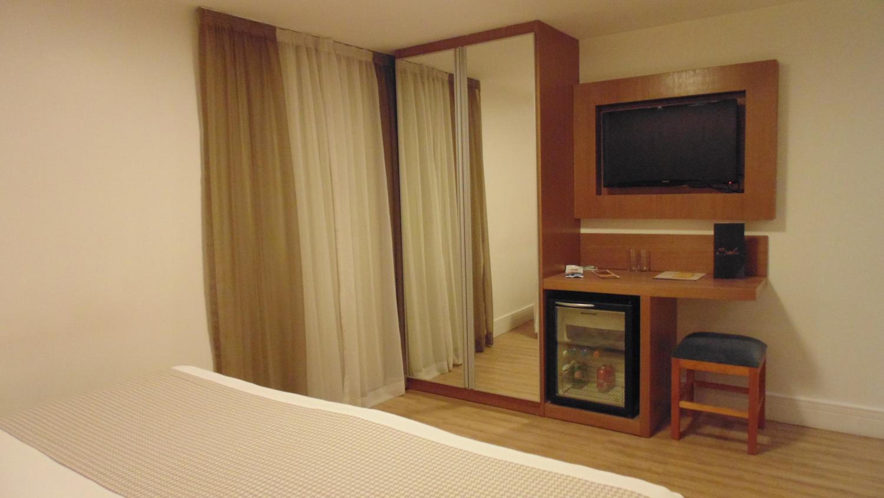 Mirasol Copacabana Hotel