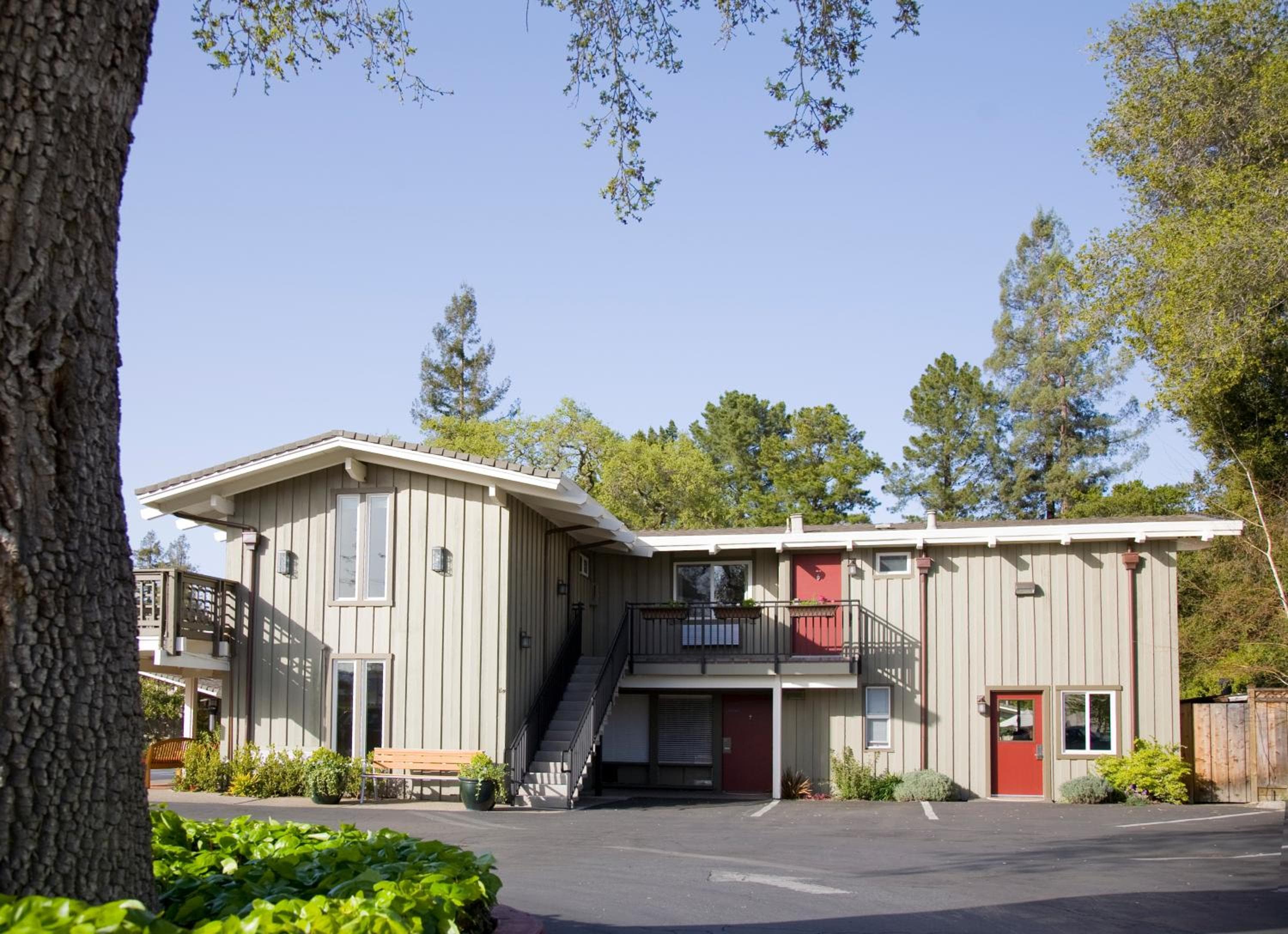 The Cottages Hotel