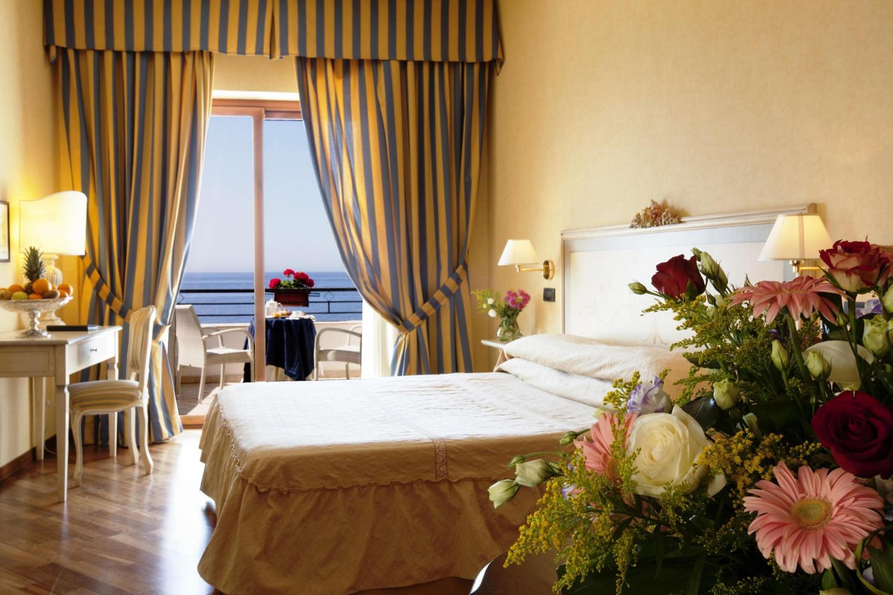 Punta Campanella Resort & Spa