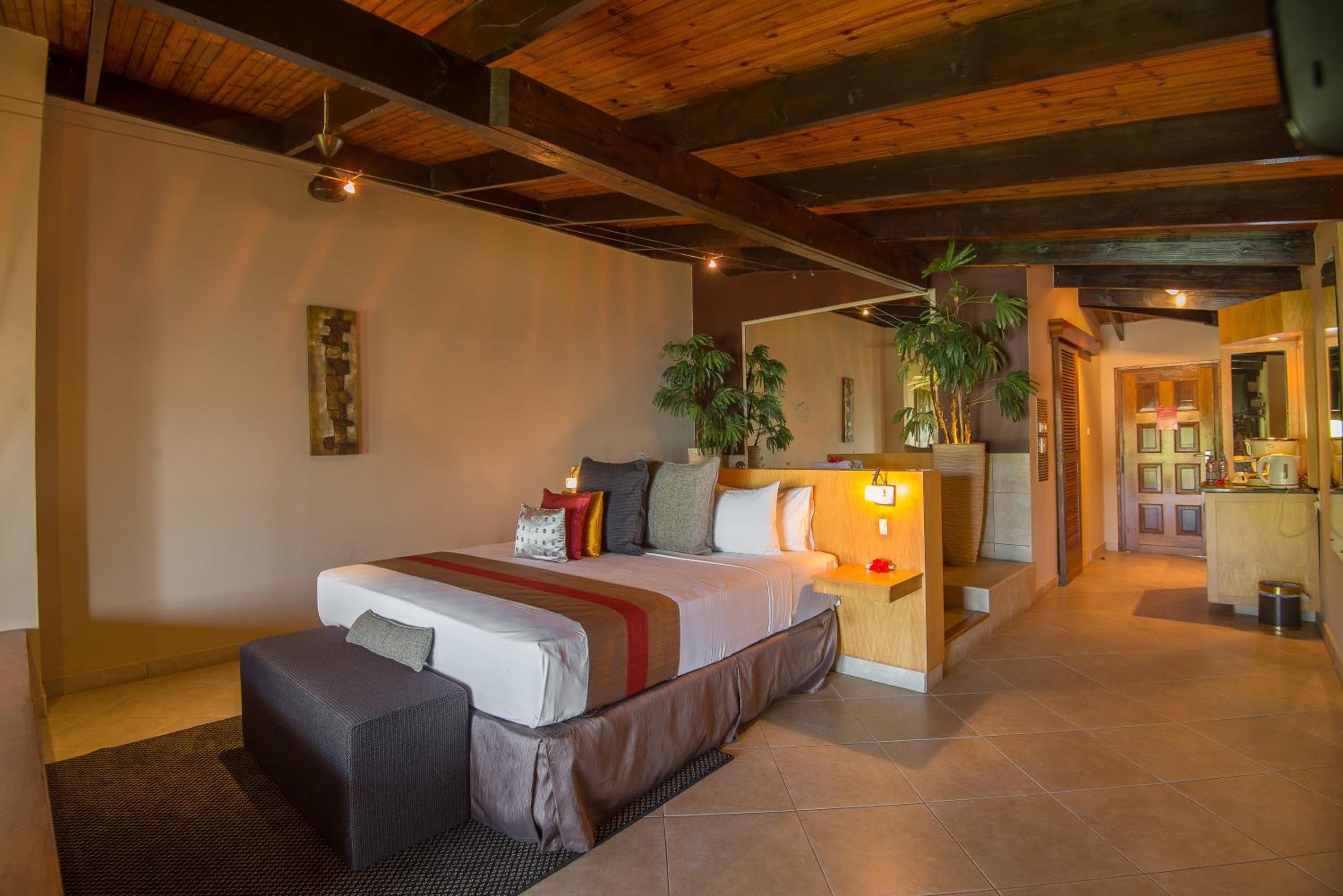 Coco de Mer Hotel and Black Parrot Suites