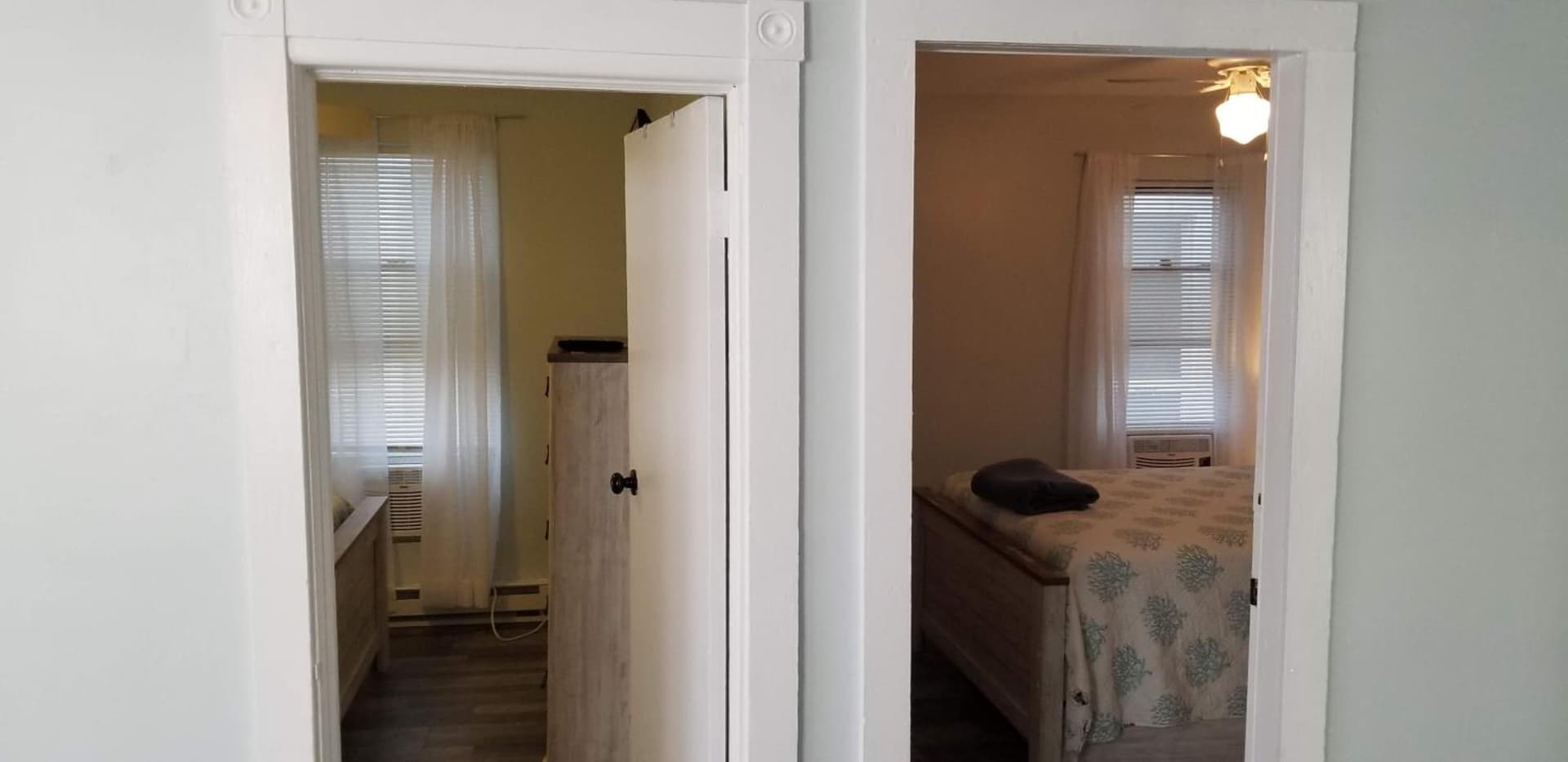 1st floor cottage! One Block to Beach, Convention Center and Wildwood Crest!