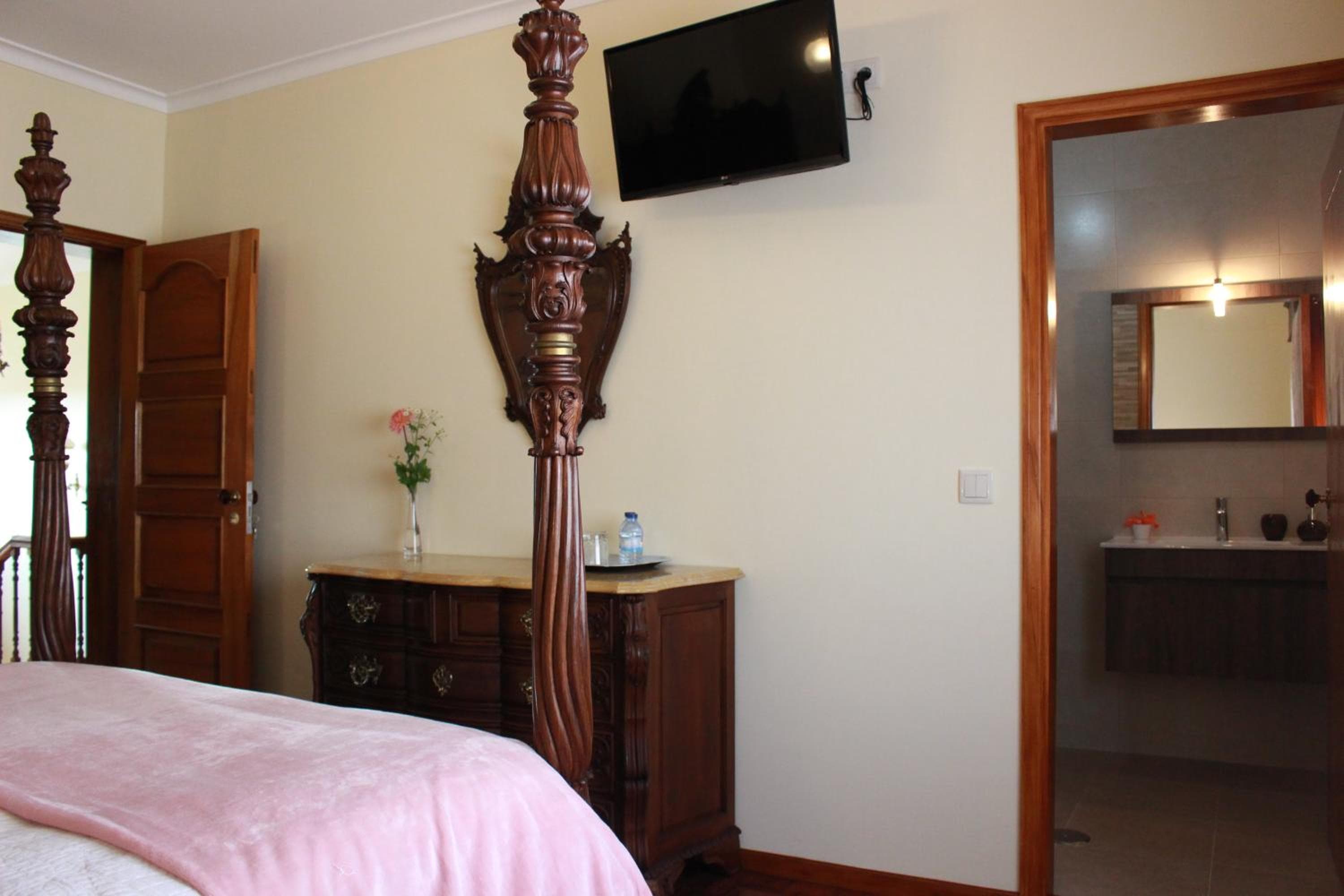 Graciosa Guest House