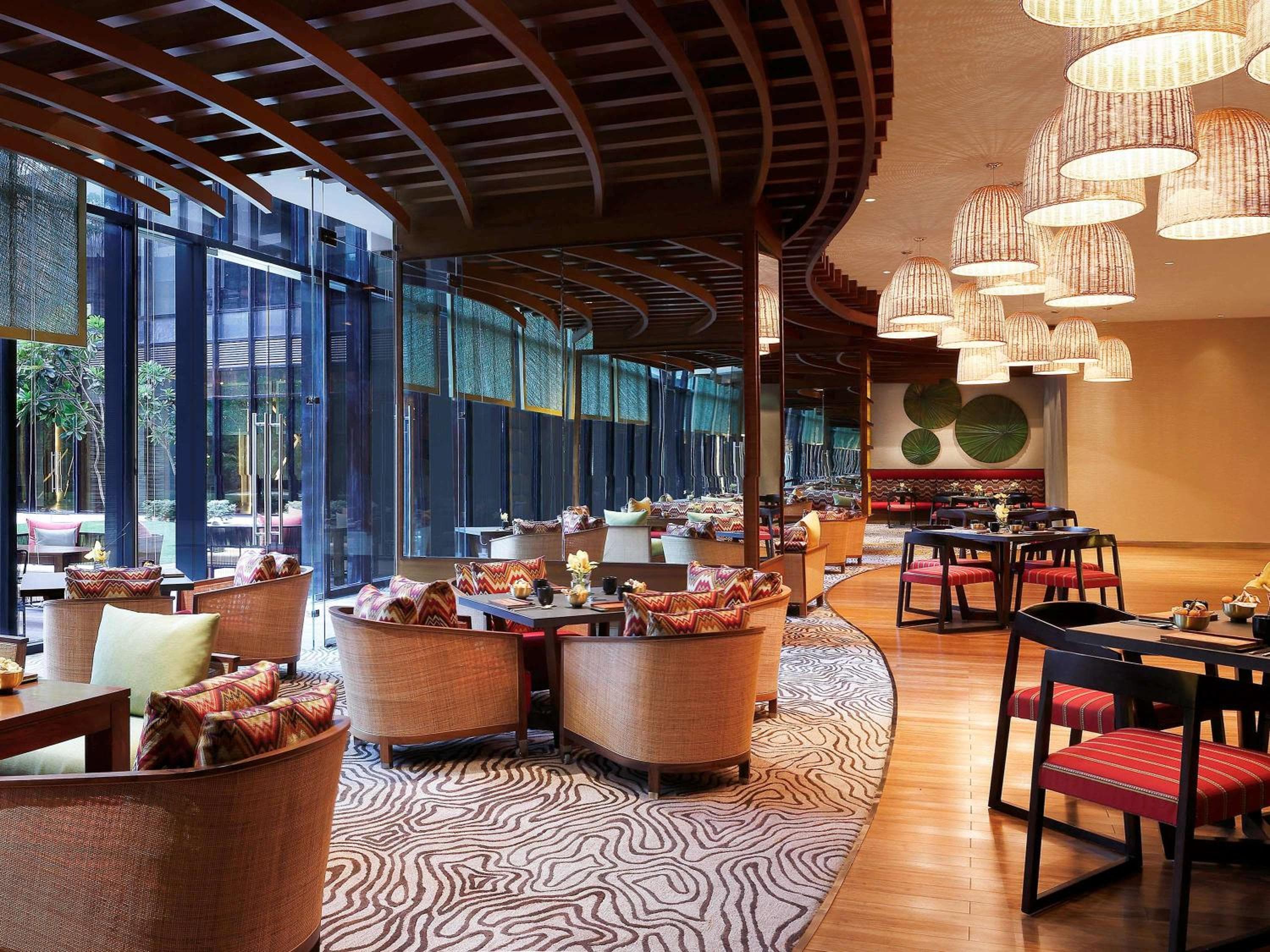 Pullman New Delhi Aerocity