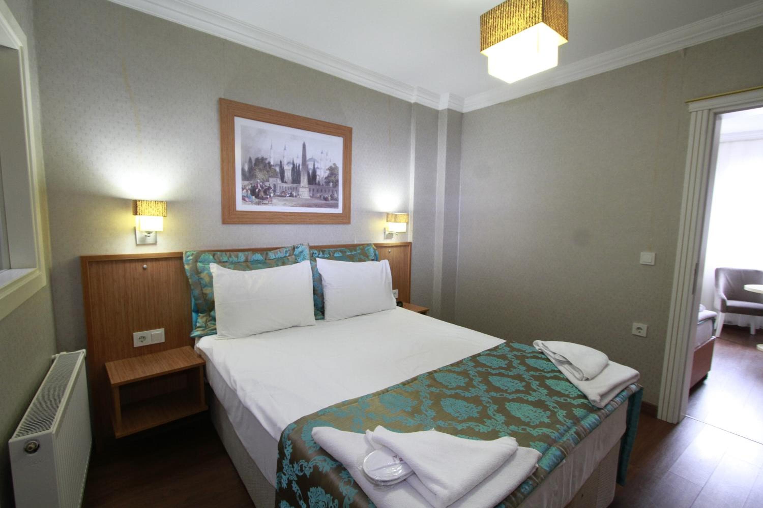 Agora Boutique Hotel & Bistro