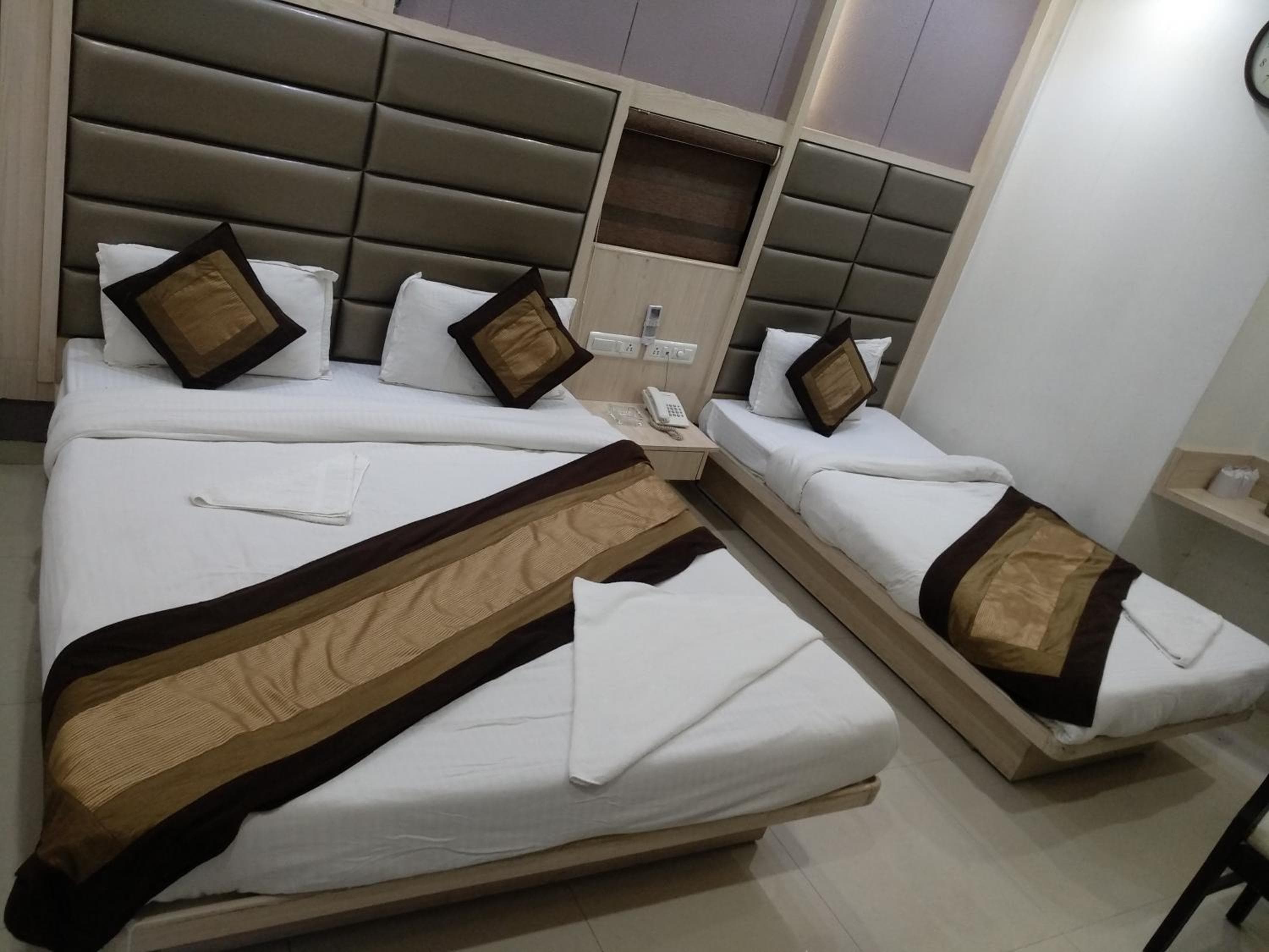 Hotel One Up