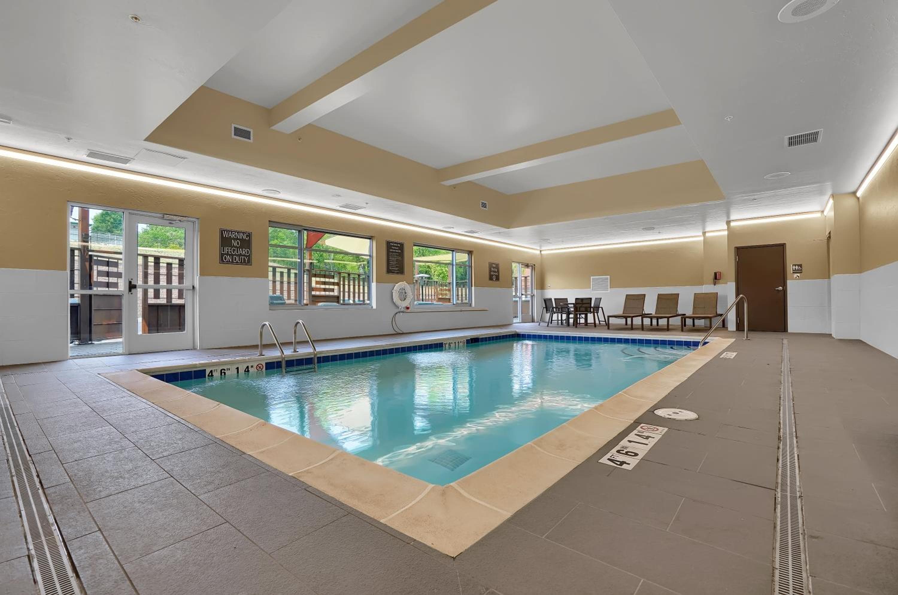 Best Western Plus Fillmore Inn & Suites