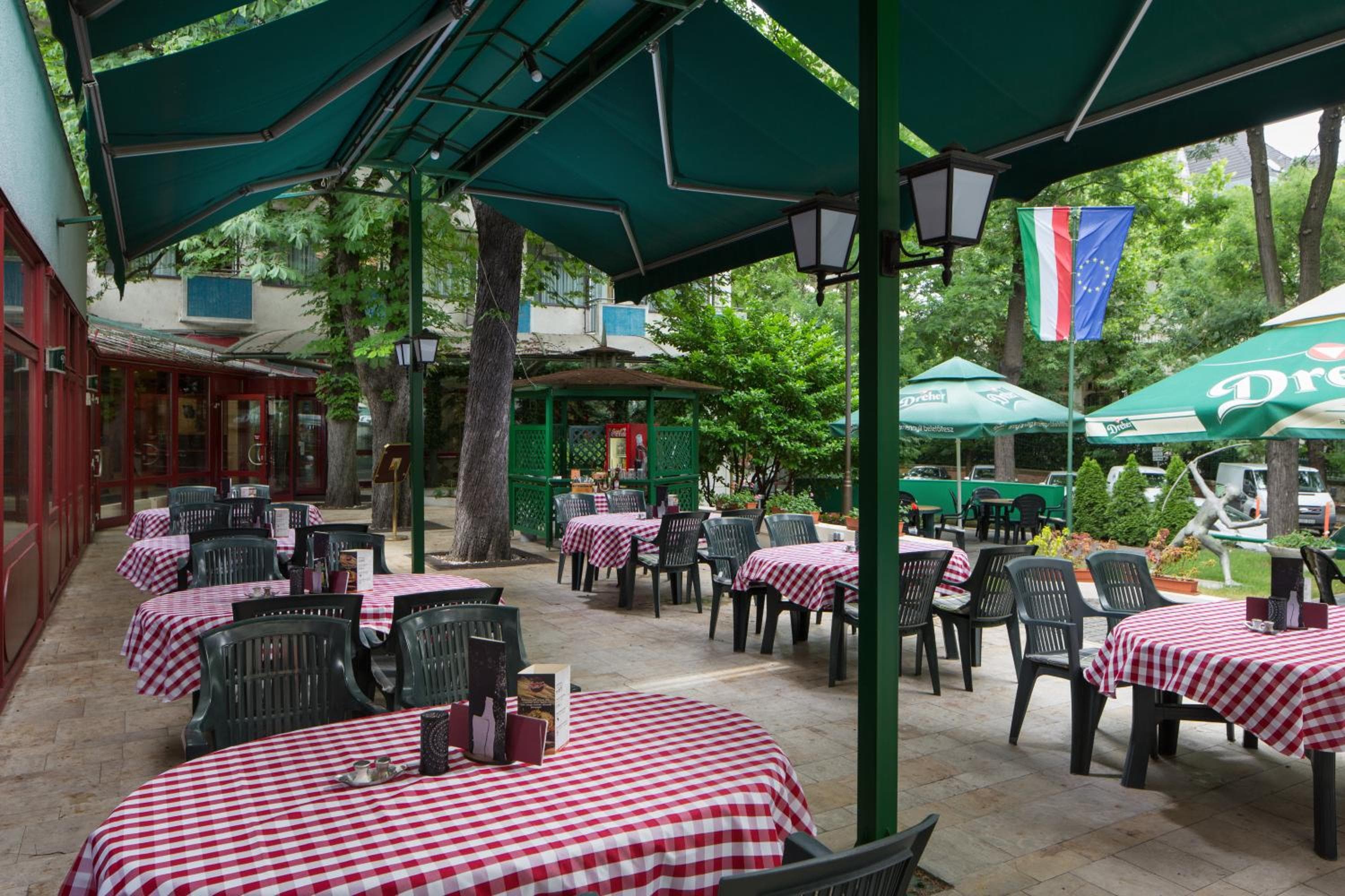 Benczur Hotel