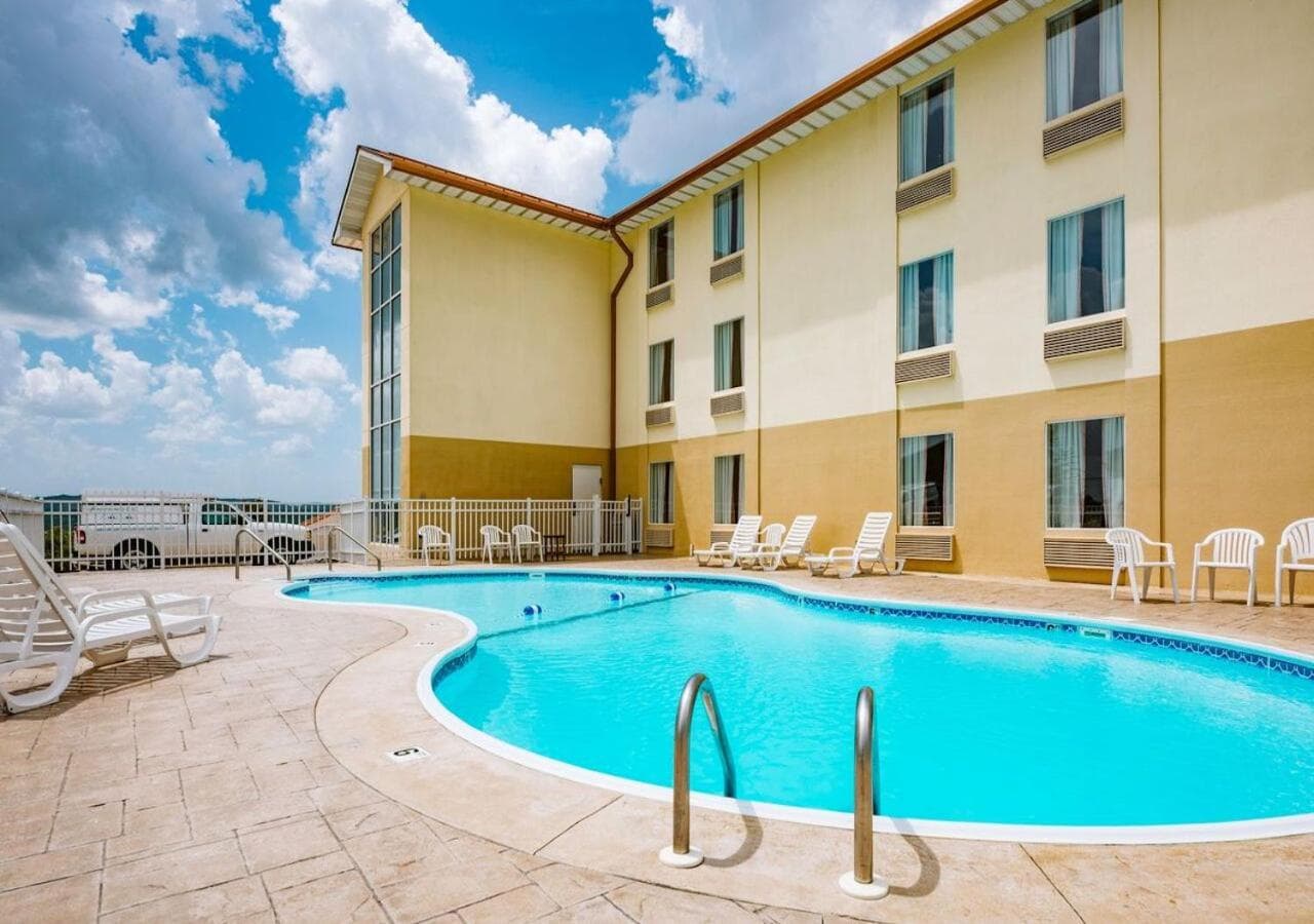 Savannah House Hotel