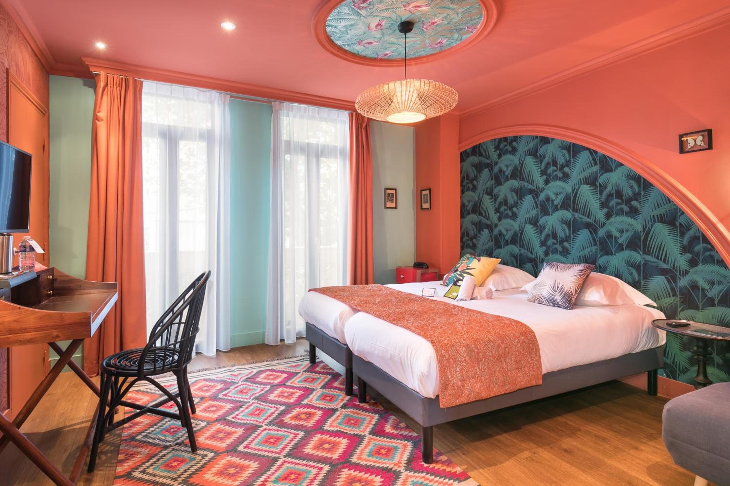 Villa Bougainville by Happyculture