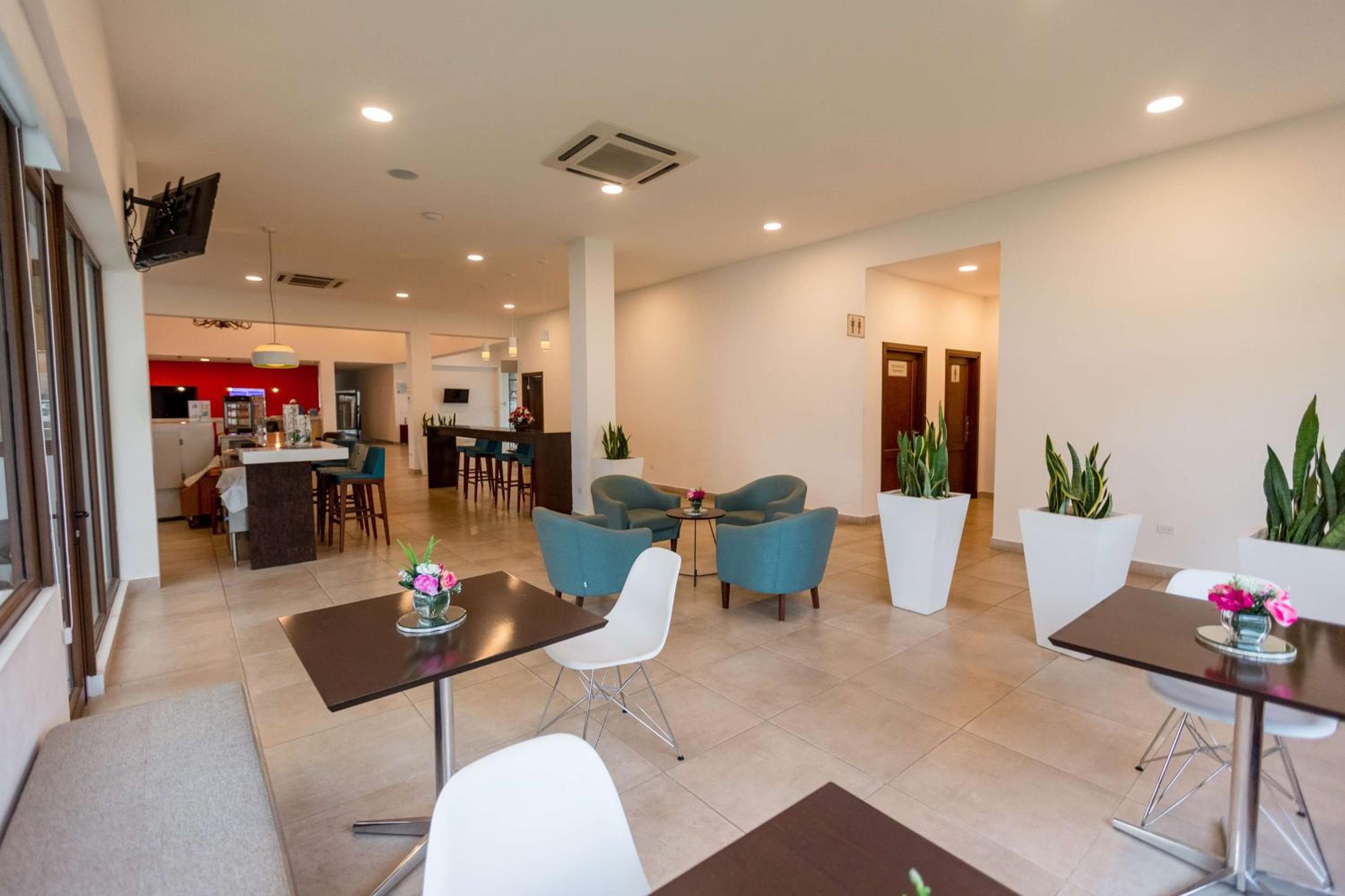 Best Western Las Mercedes Airport