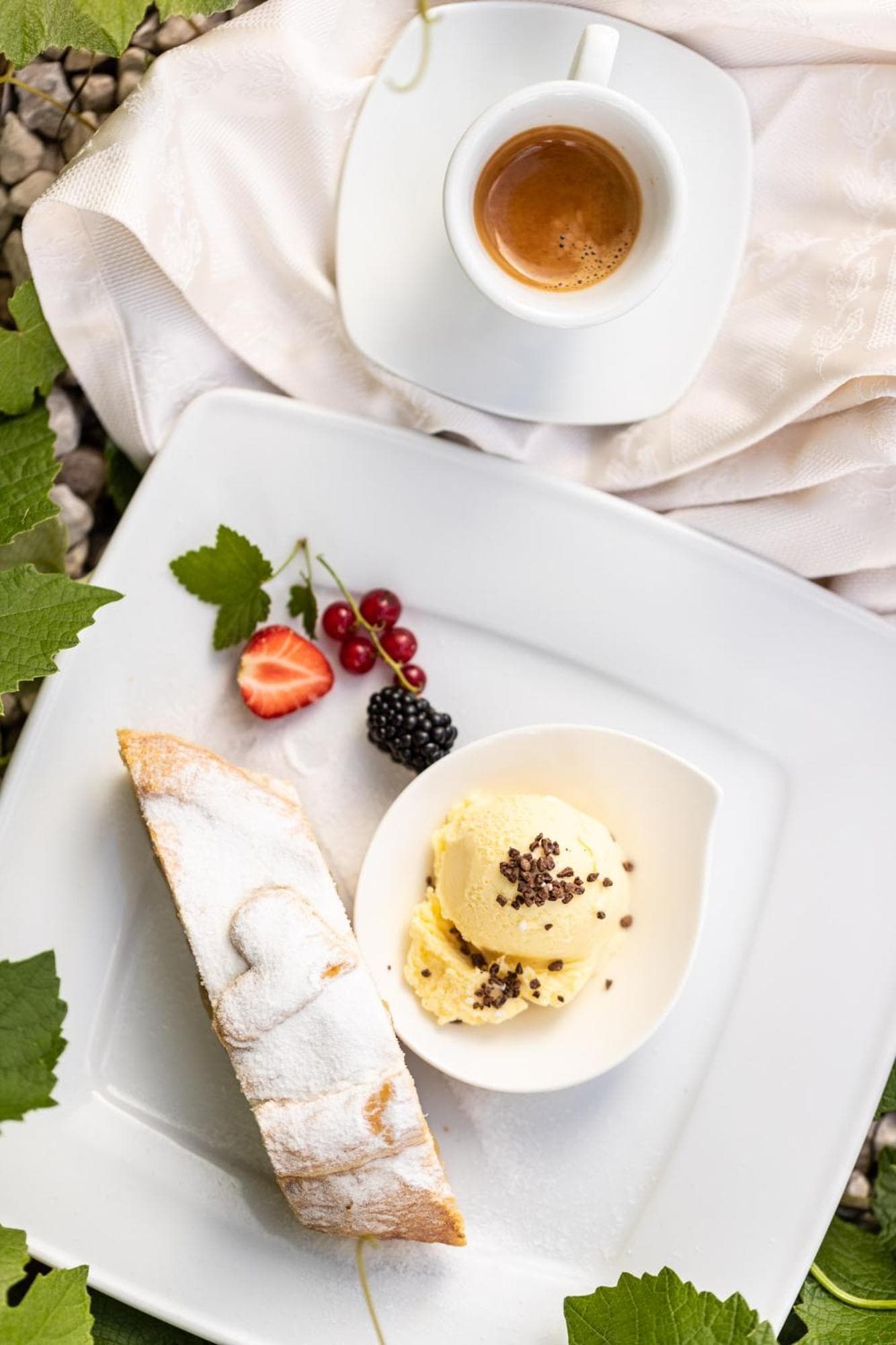 Solaia Hotel & Guesthouse
