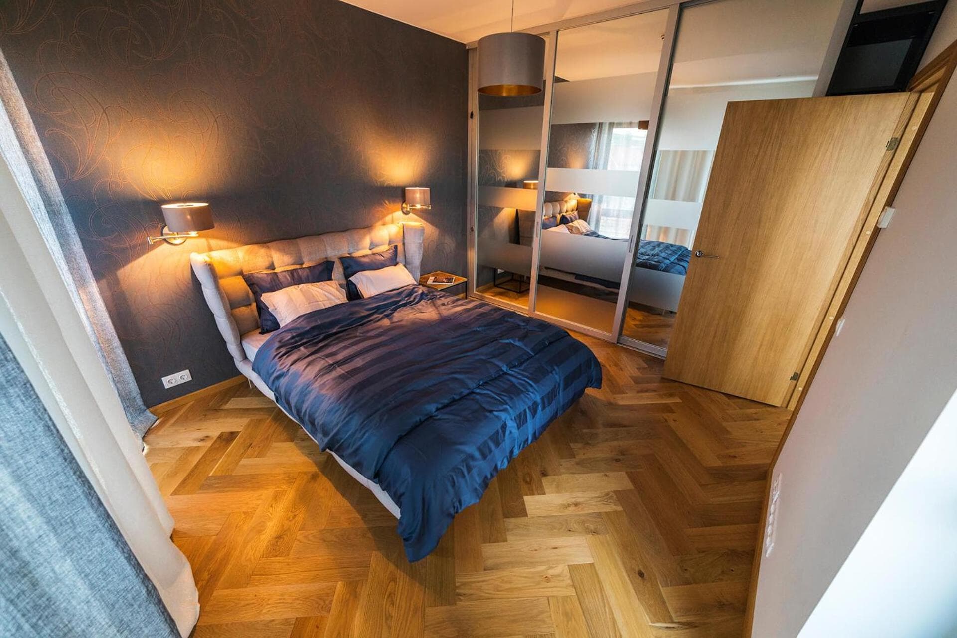 Modern Luxury Apartment in City Centre