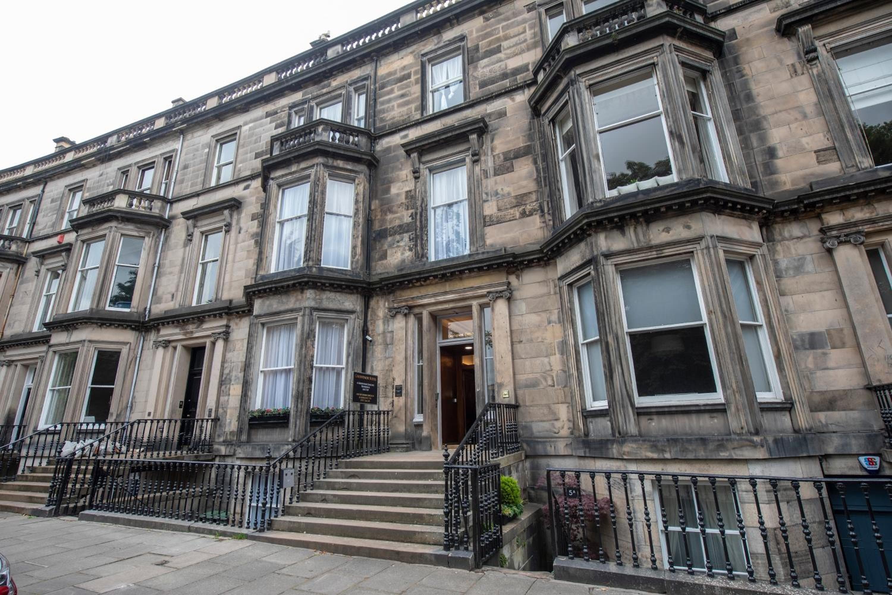 Grosvenor Suites