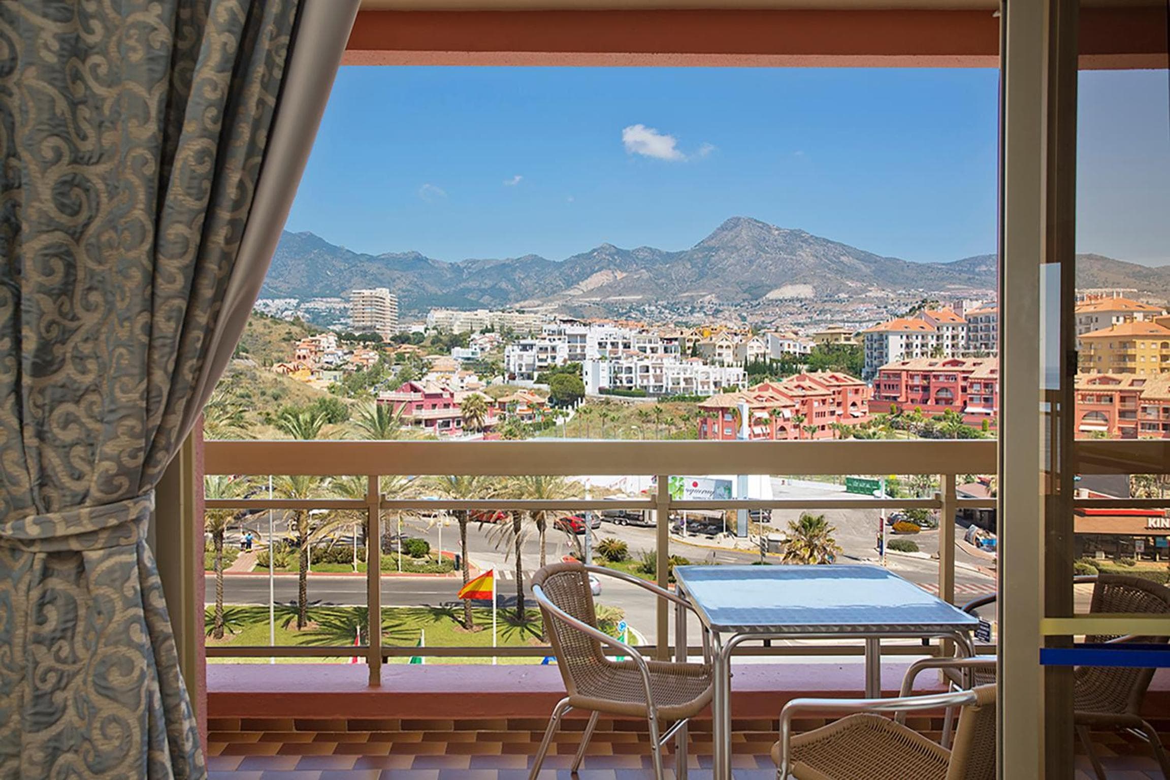 Sunset Beach Club Hotel Apartments