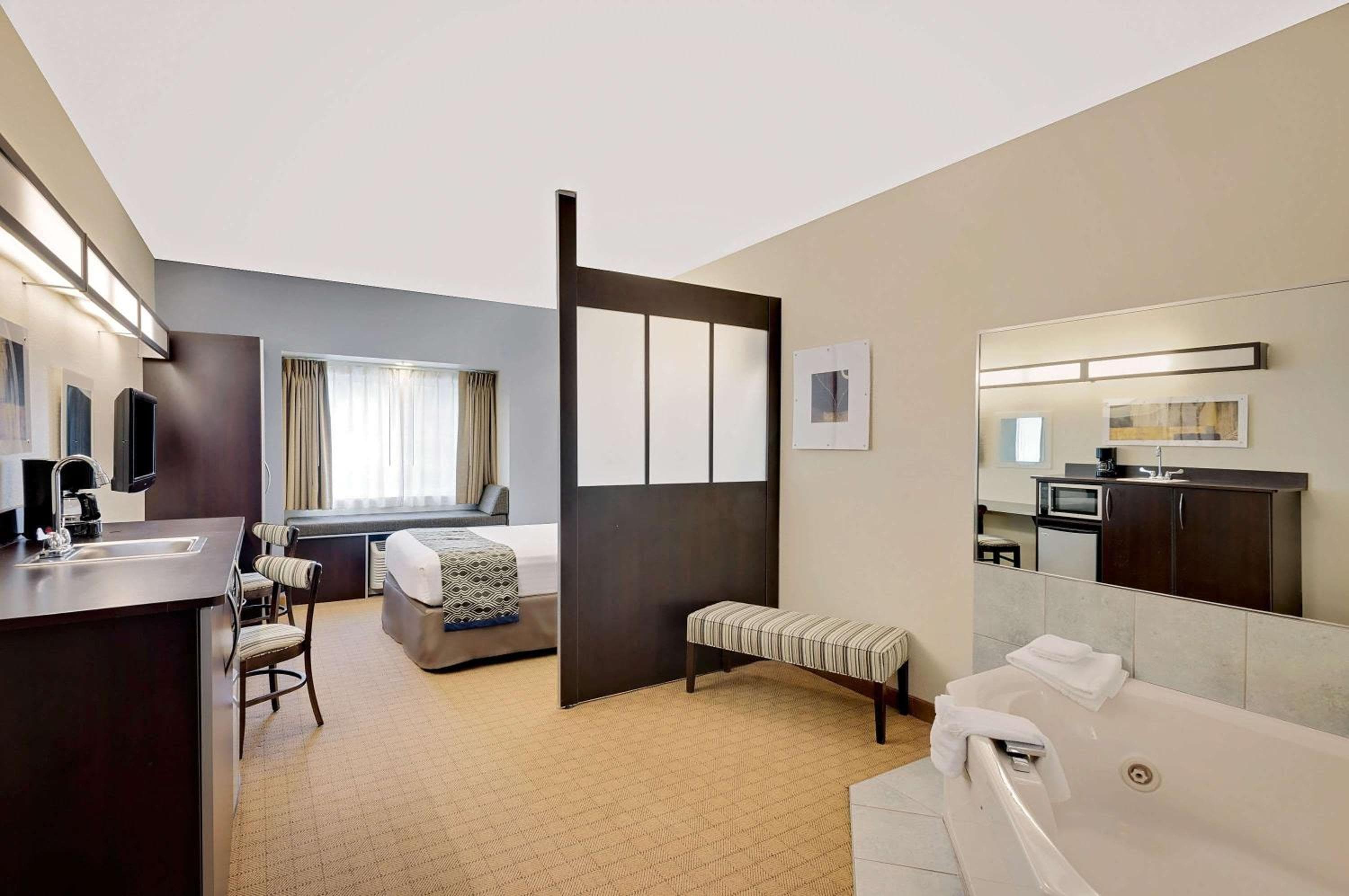 Microtel Inn and Suites by Wyndham - Geneva