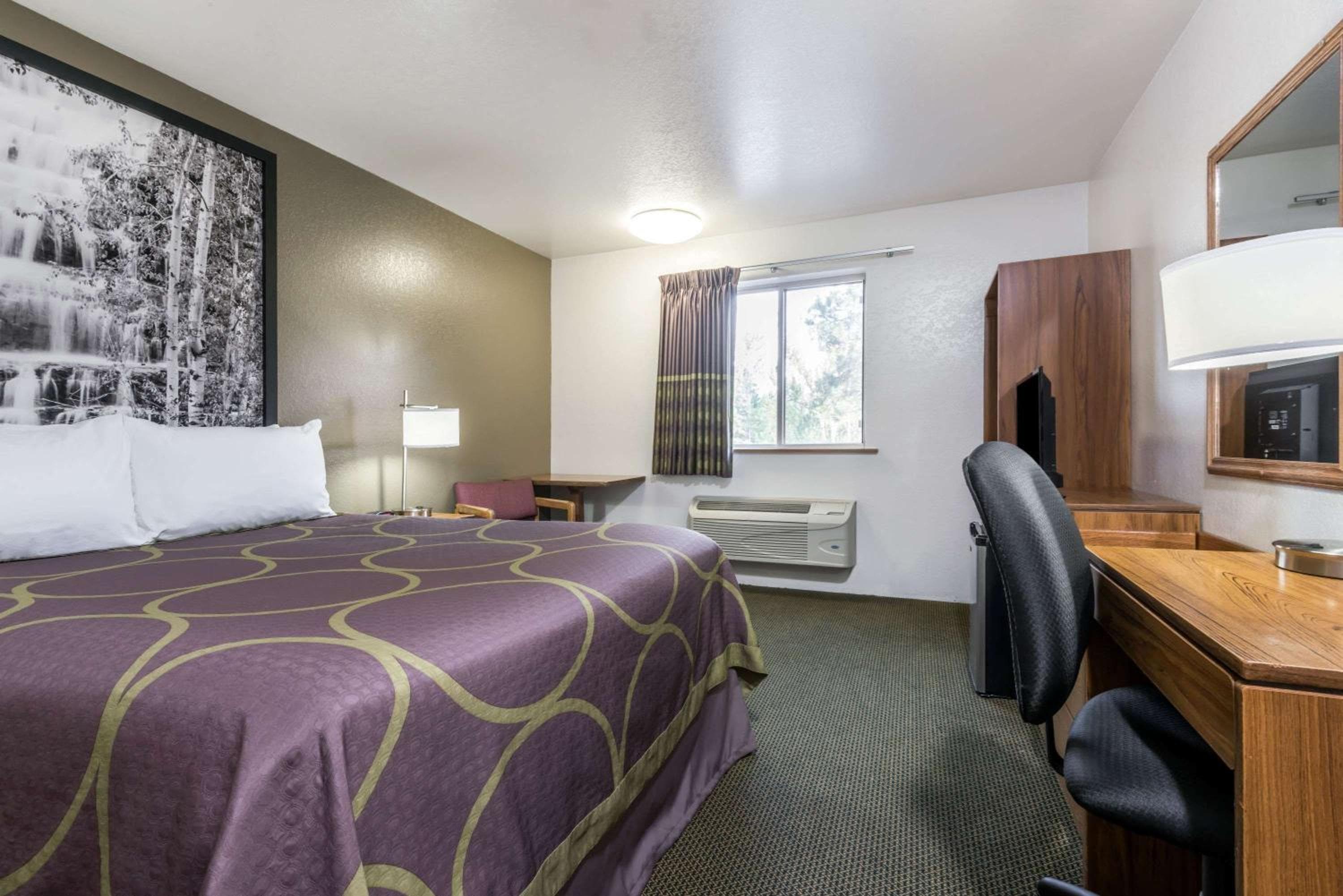 Super 8 by Wyndham Missoula/Reserve St.