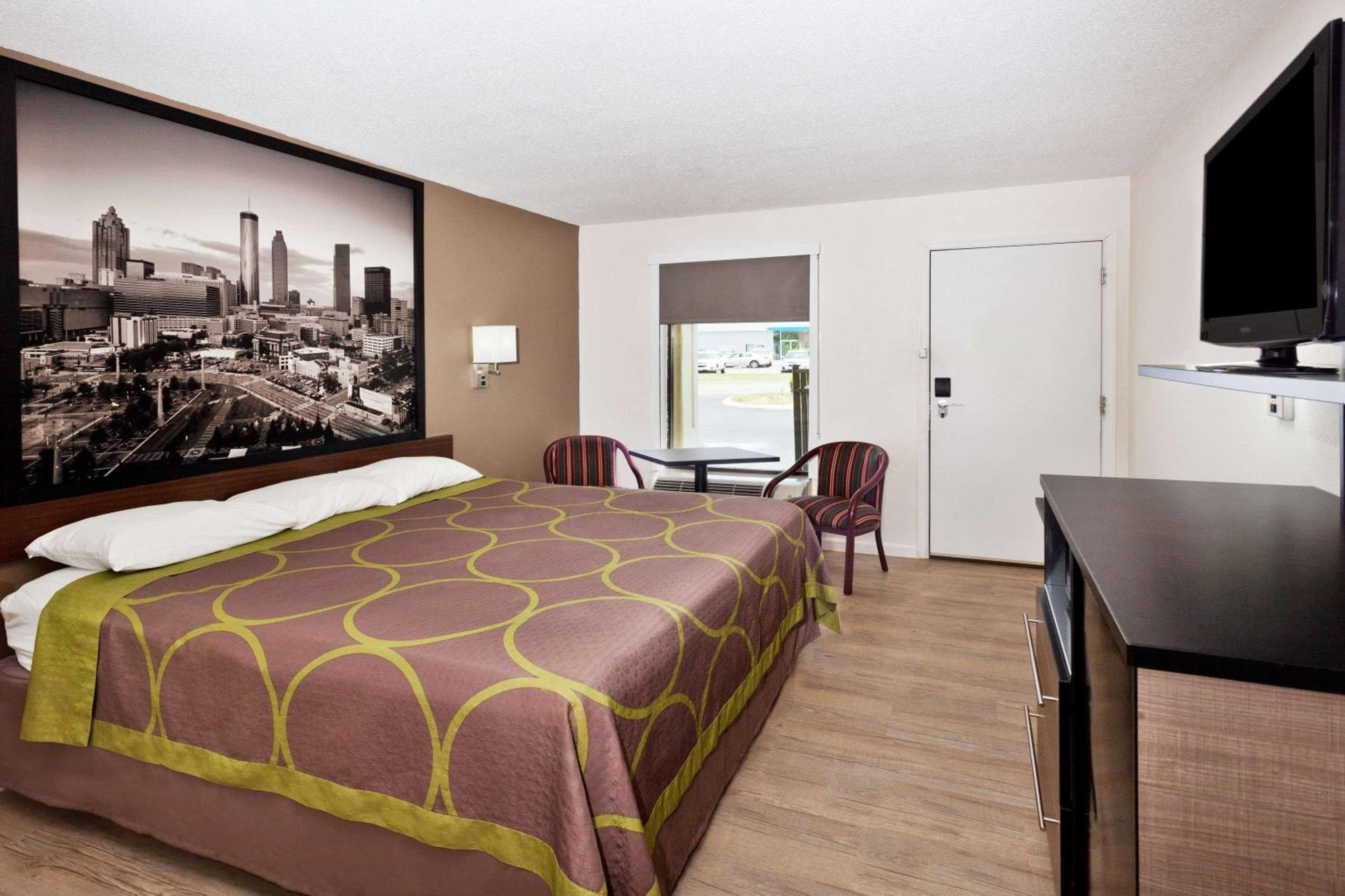 Super 8 by Wyndham Ringgold Chattanooga Area