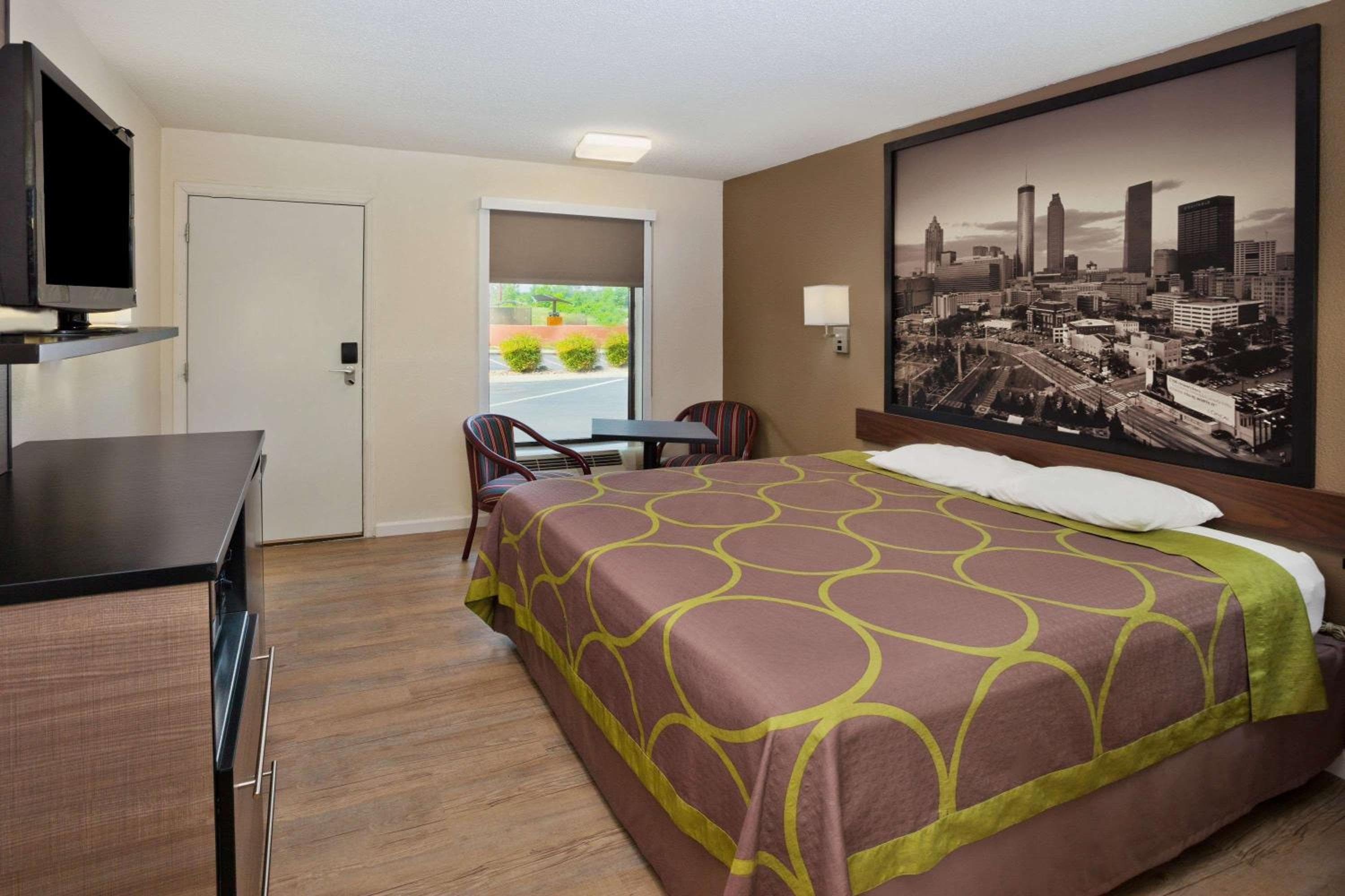 Super 8 by Wyndham Ringgold Chattanooga Area