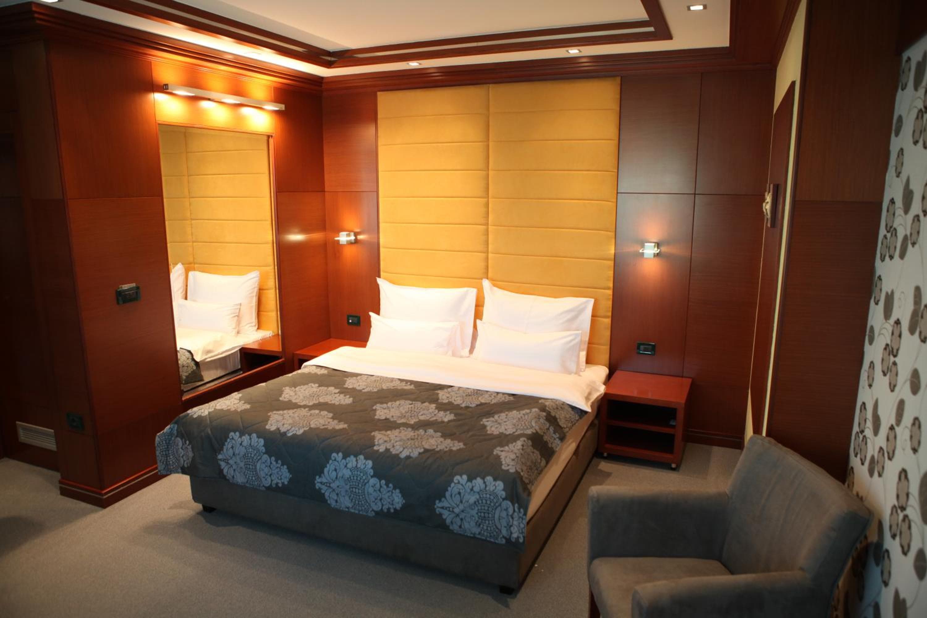 Garni Hotel Aleksandar