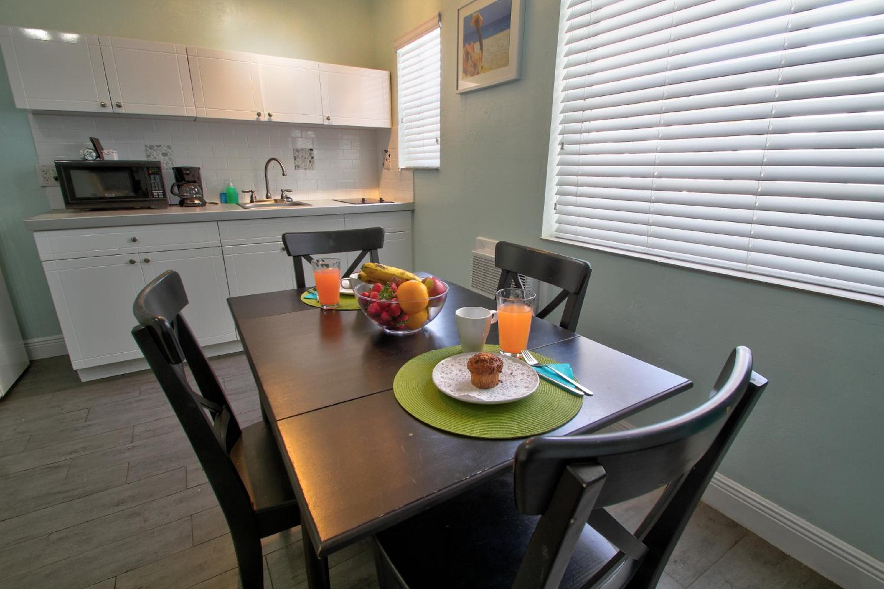 Hollywood Beachside Boutique Suite