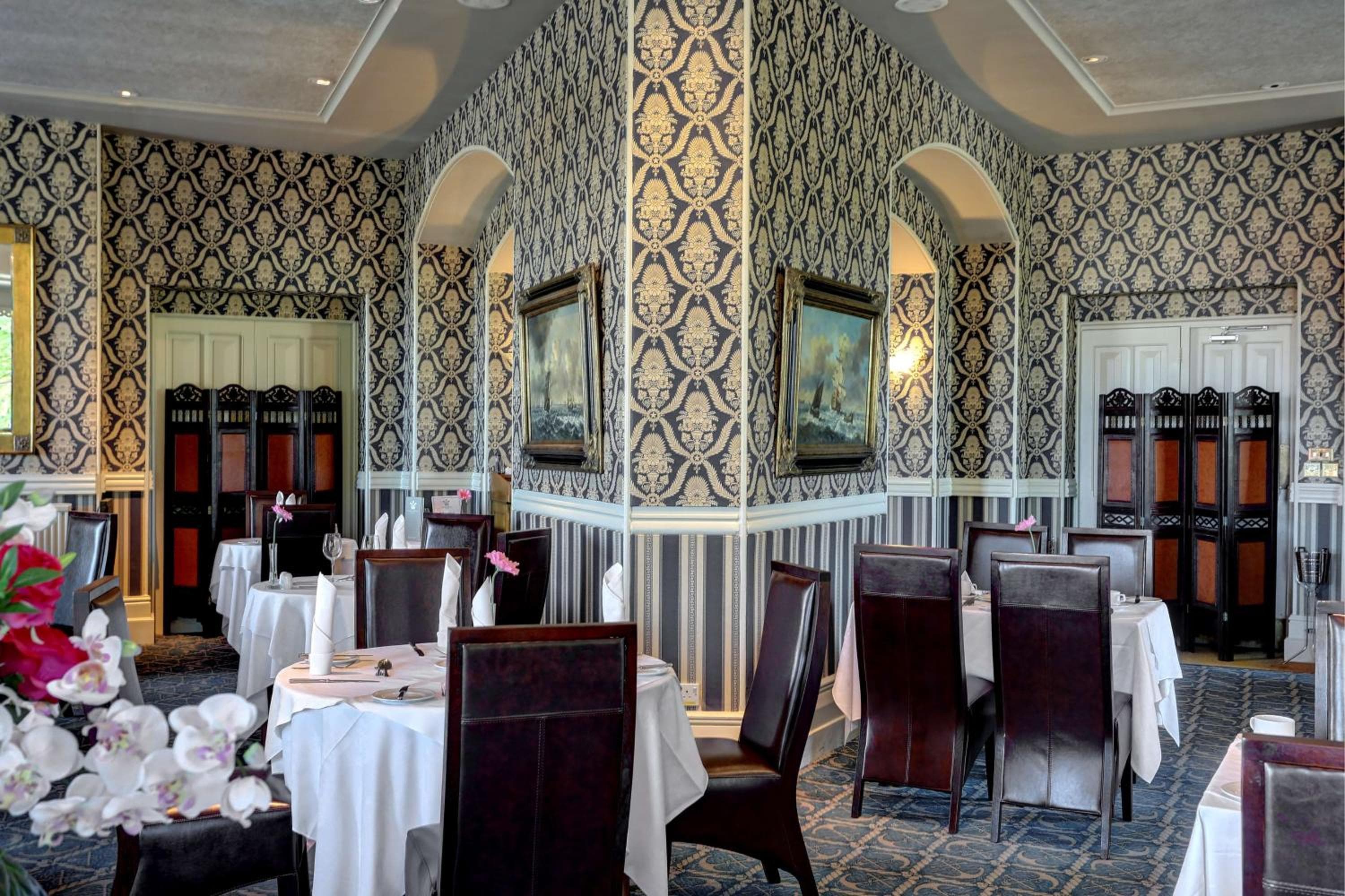 Duke Of Cornwall Hotel