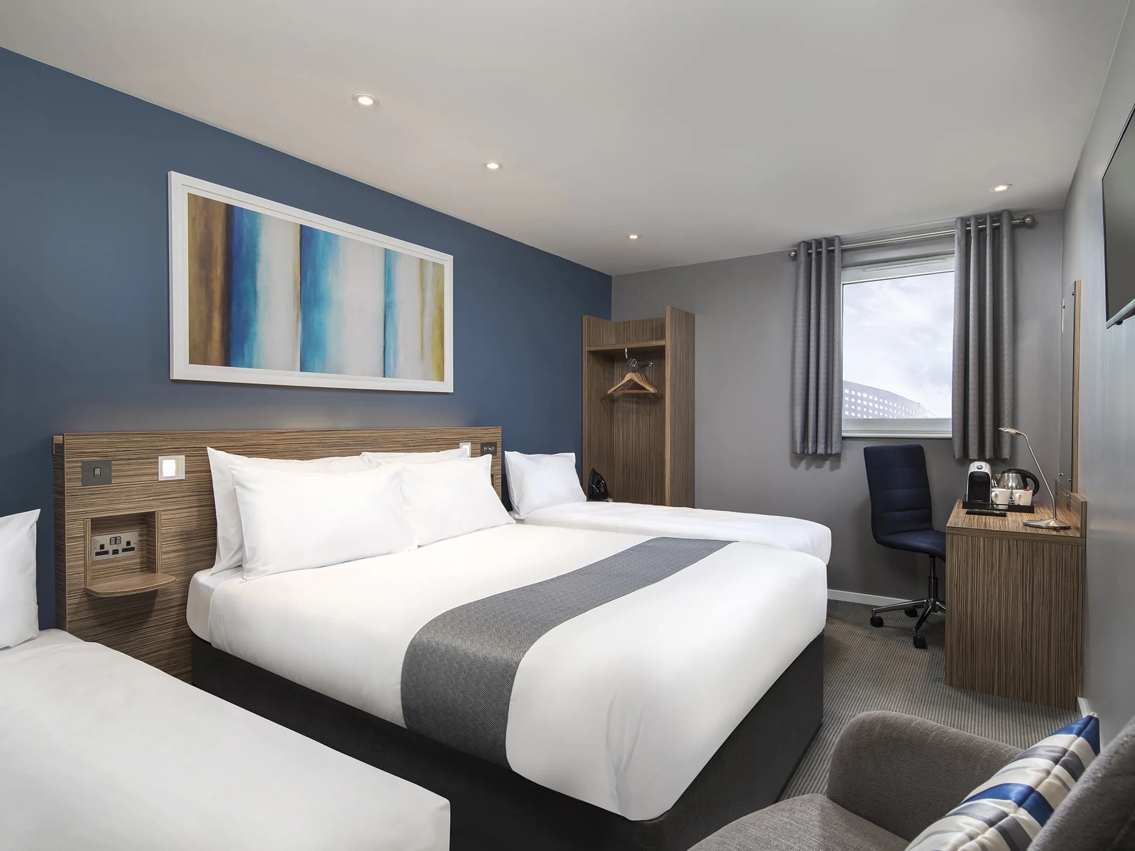 Travelodge Portsmouth City Centre