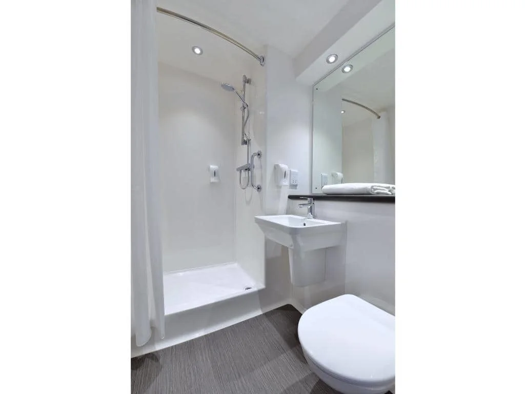 Travelodge Walton-on-Thames Central