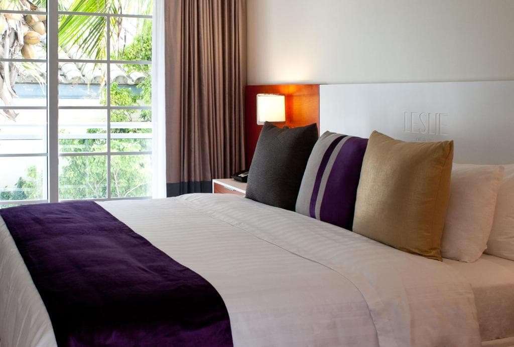 LESLIE HOTEL