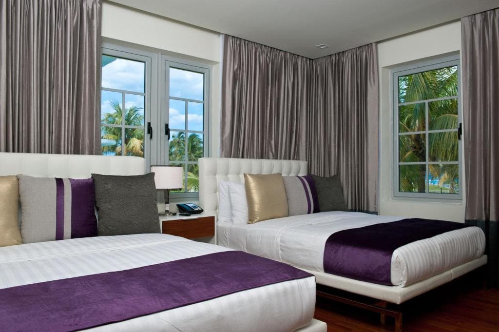 LESLIE HOTEL